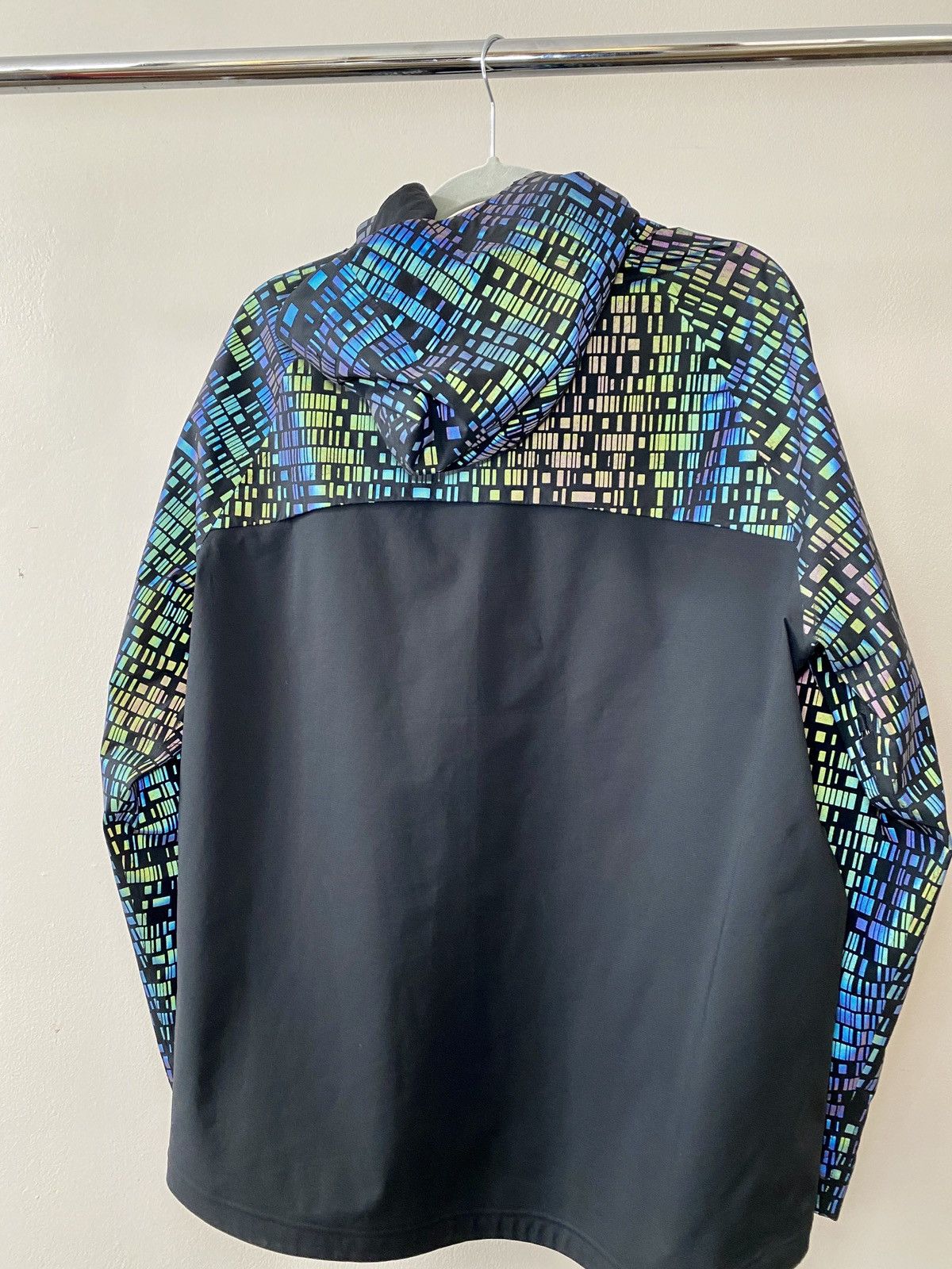 HYPERSHIELD FLASH RUNNING JACKET NFL EXCLUSIVE TRAINING