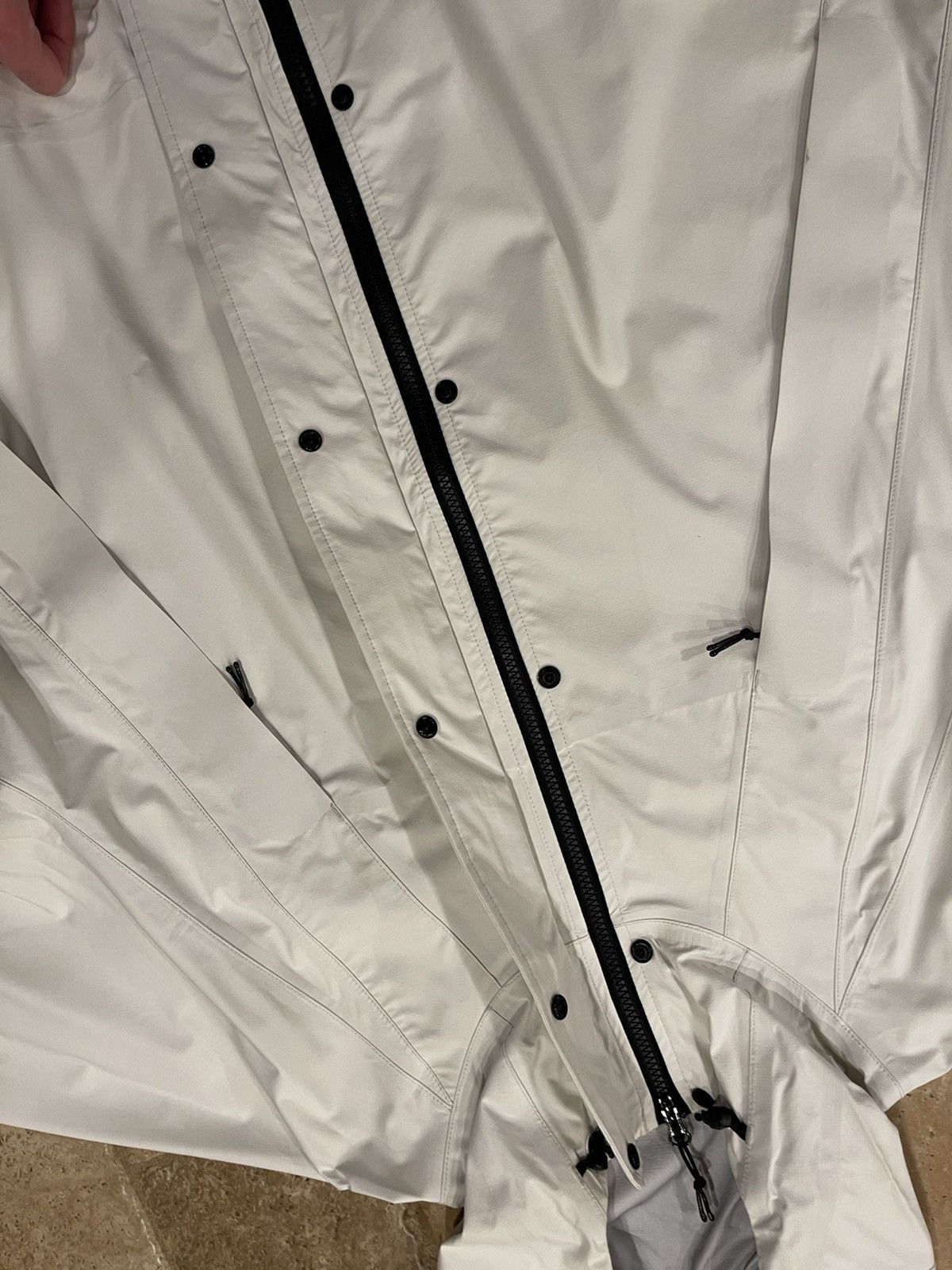 Supreme Supreme SS16 Apex Taped Seam White Jacket Size US L / EU 52-54 / 3 - 14 Thumbnail