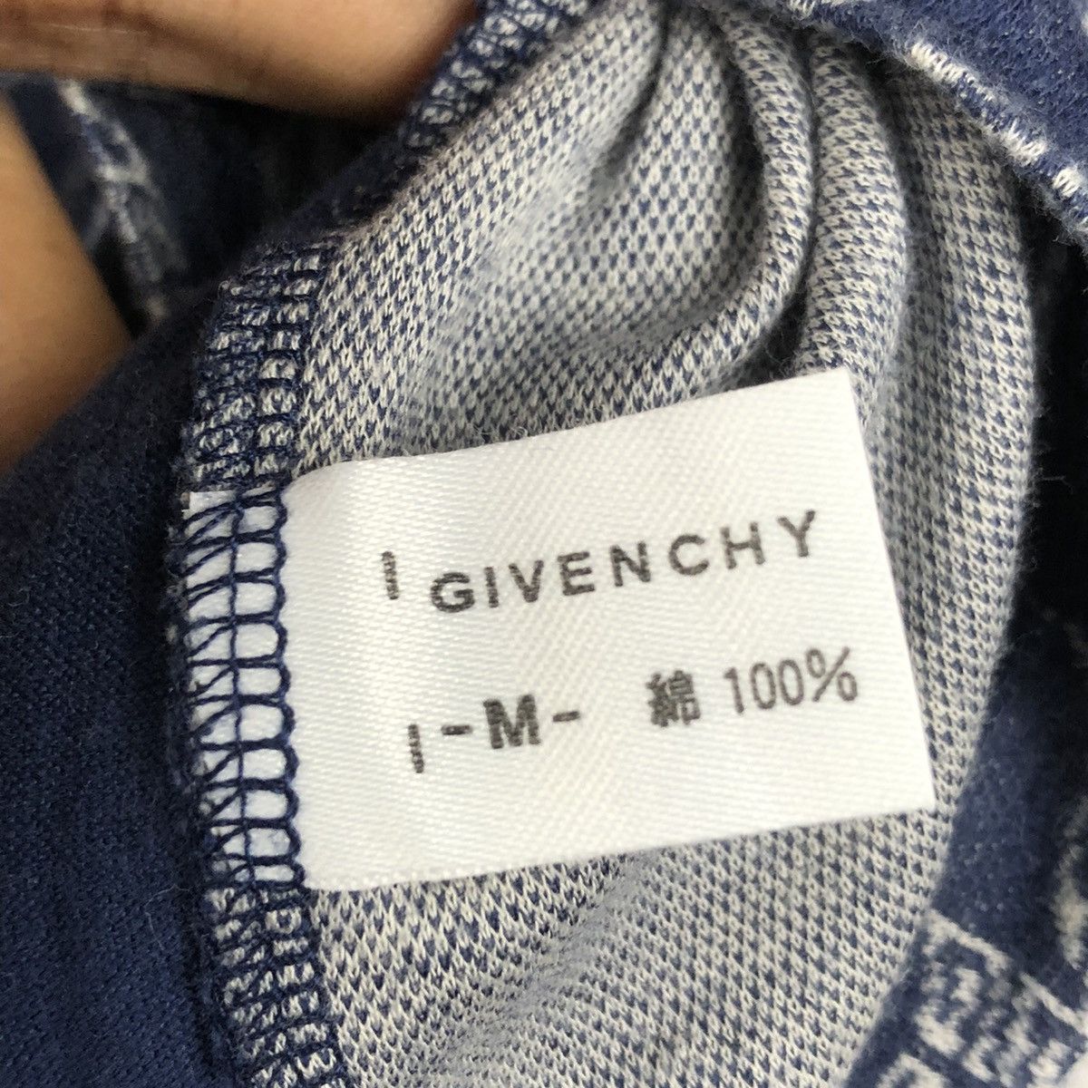 Givenchy Vintage Givenchy Monogram Shirt Size US M / EU 48-50 / 2 - 9 Thumbnail
