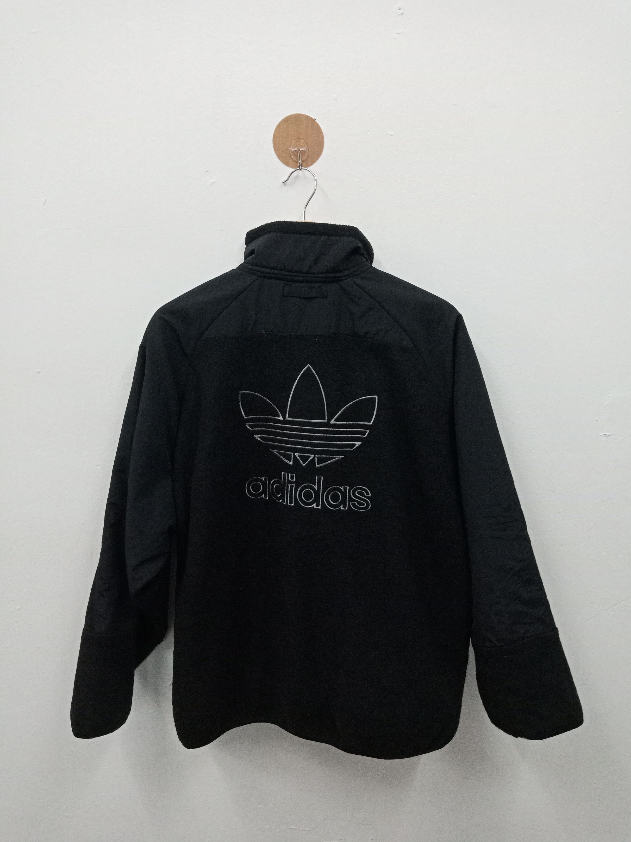 Adidas × Vintage Adidas Big Trefoil Spell Out Size US L / EU 52-54 / 3 - 1 Thumbnail