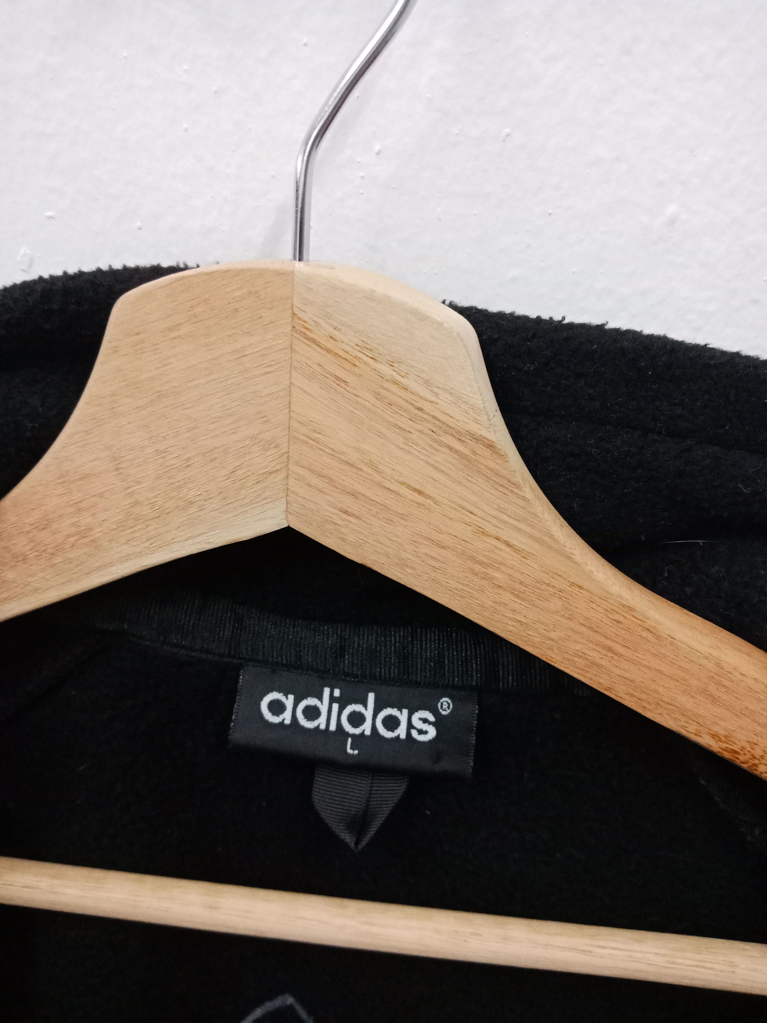 Adidas × Vintage Adidas Big Trefoil Spell Out Size US L / EU 52-54 / 3 - 4 Thumbnail