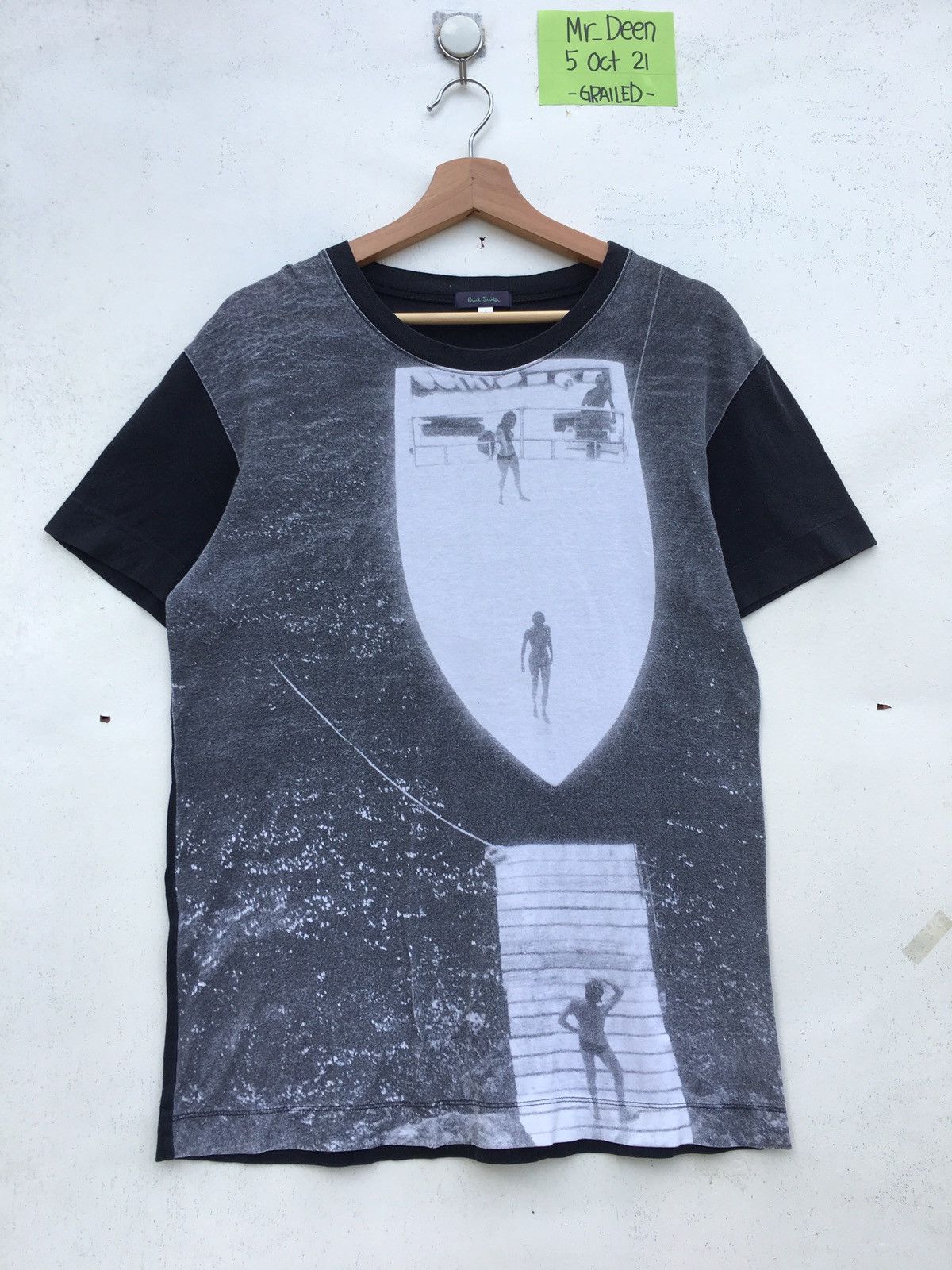 Paul Smith Rare!! Paul Smith Graphics Tshirt Nice Design Size US M / EU 48-50 / 2 - 1 Thumbnail