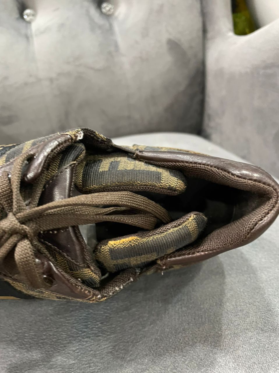 Fendi Authentic FENDI Shoes sneakers Size US 10 / EU 43 - 13 Thumbnail
