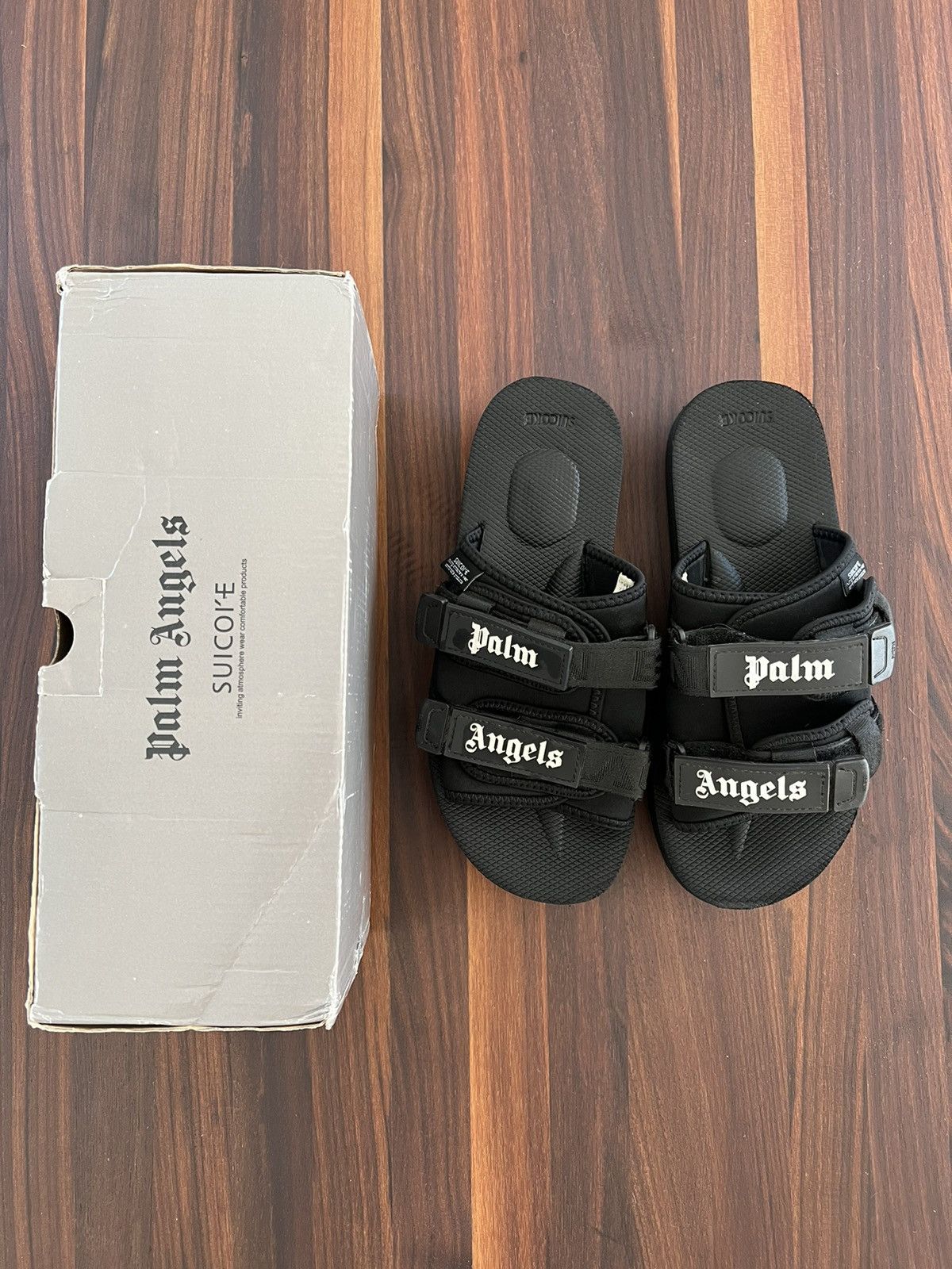 suicoke slides palm angels