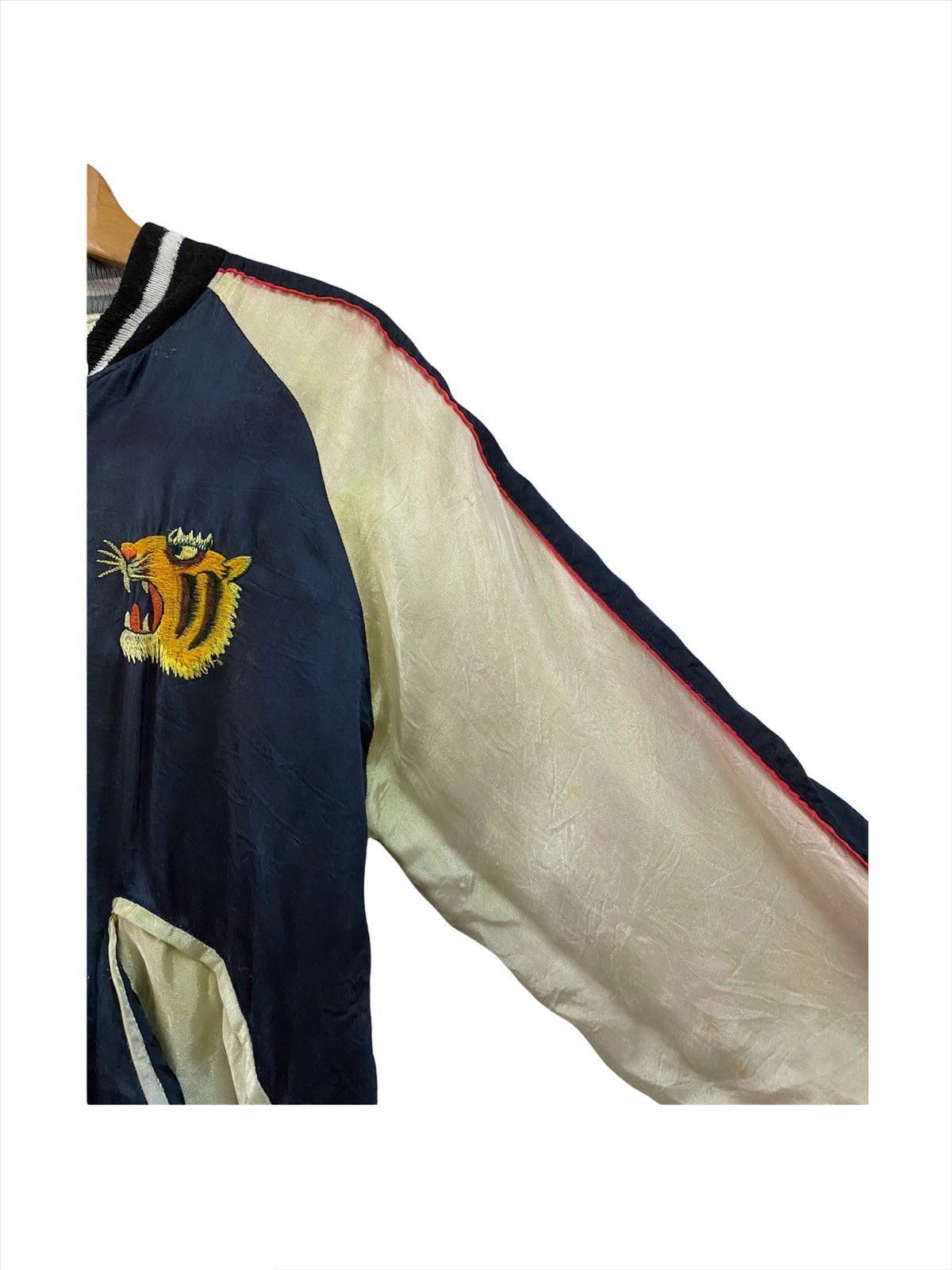 Japanese Brand × Vintage Vintage Sukajan Eagle X Tiger Reversible Souvenir Jacket Size US M / EU 48-50 / 2 - 17 Thumbnail