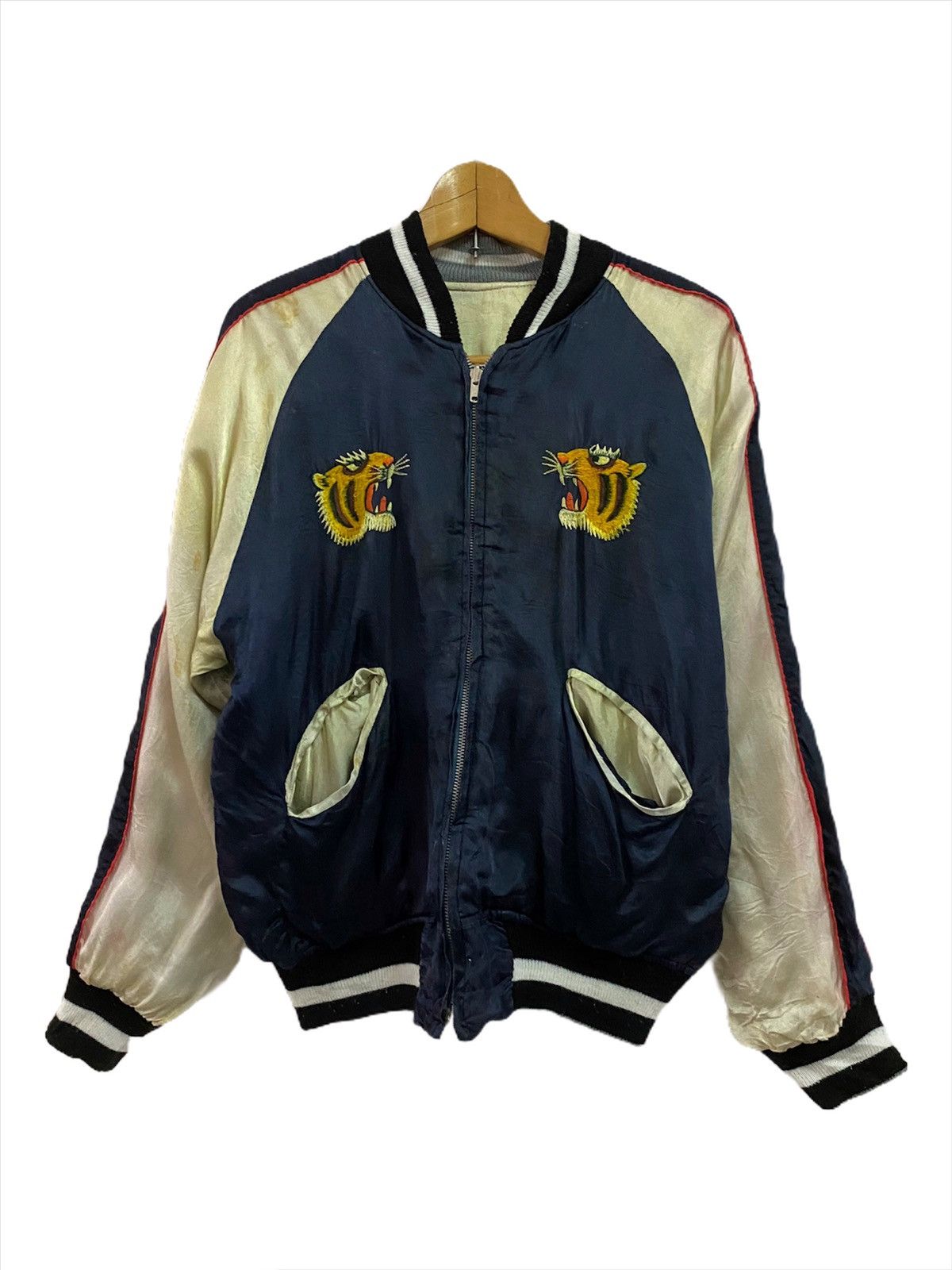 Japanese Brand × Vintage Vintage Sukajan Eagle X Tiger Reversible Souvenir Jacket Size US M / EU 48-50 / 2 - 6 Thumbnail