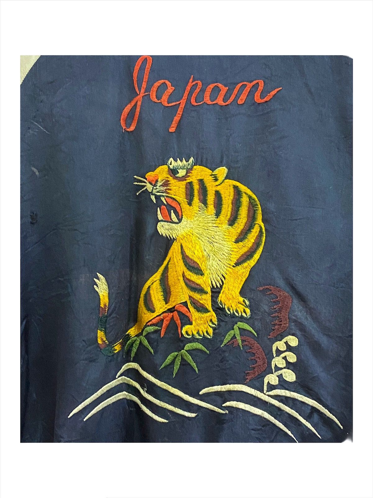 Japanese Brand × Vintage Vintage Sukajan Eagle X Tiger Reversible Souvenir Jacket Size US M / EU 48-50 / 2 - 11 Thumbnail