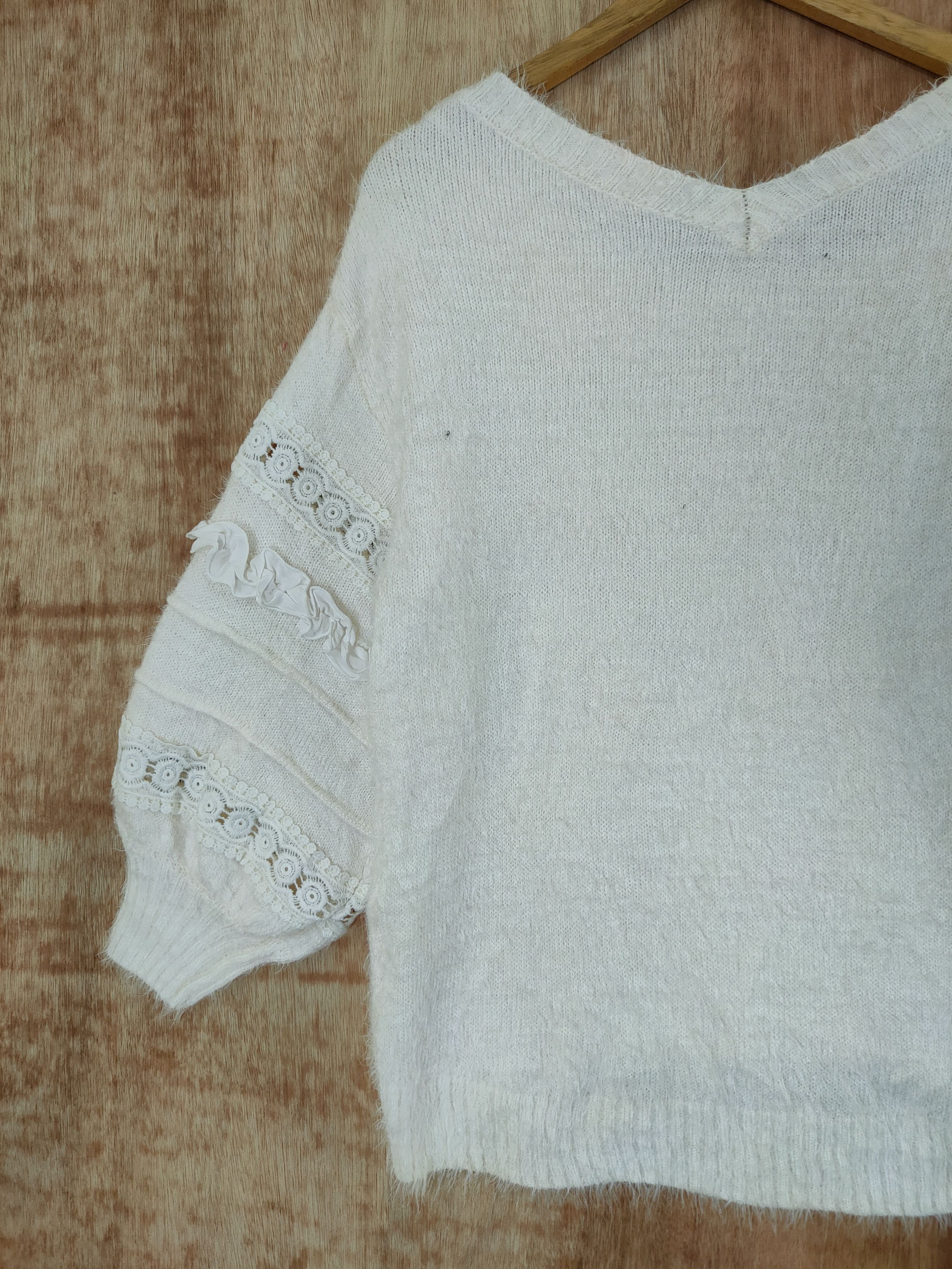 Aran Crafts DL Lilou de mohair soft fur shaggy knitwear japan #46-520 Size US M / EU 48-50 / 2 - 12 Thumbnail
