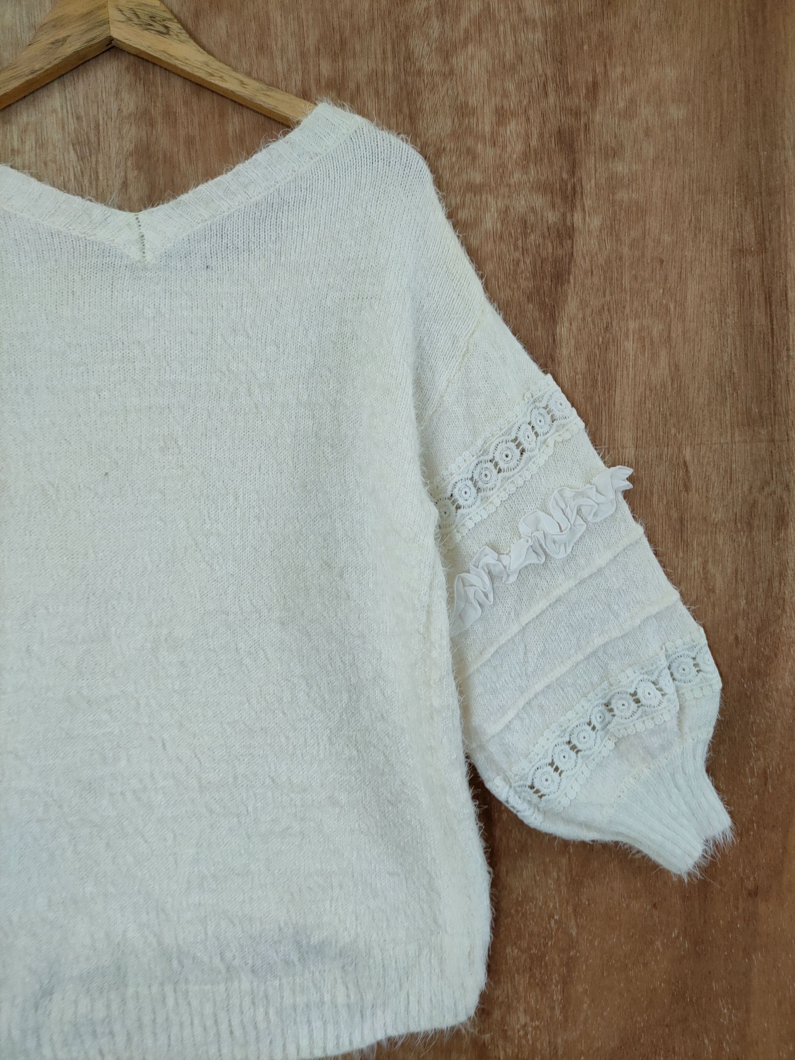 Aran Crafts DL Lilou de mohair soft fur shaggy knitwear japan #46-520 Size US M / EU 48-50 / 2 - 13 Thumbnail