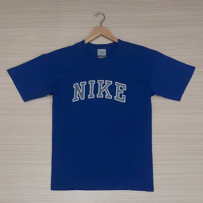 Nike Vintage Early 2000s Nike Swoosh Tshirt | Grailed