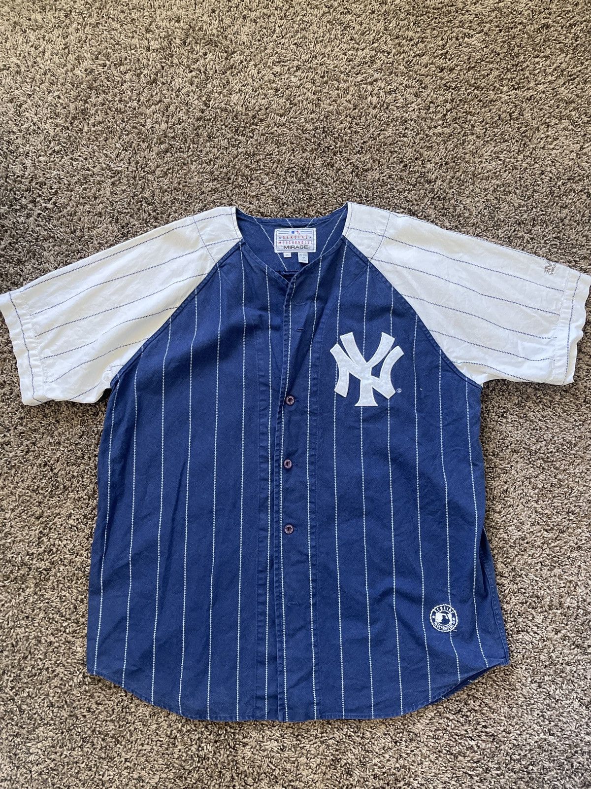 Genuine Merchandise By True Fan Vintage Bernie Williams Pinstripe Yankee Jersey Size US XL / EU 56 / 4 - 1 Preview