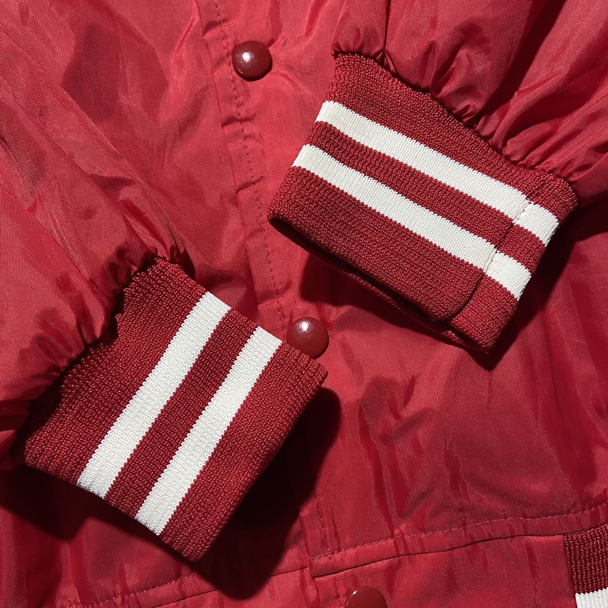 Vintage Vintage 90s Chalk Line Wisconsin Badgers Lightweight Bomber Size US XL / EU 56 / 4 - 10 Thumbnail