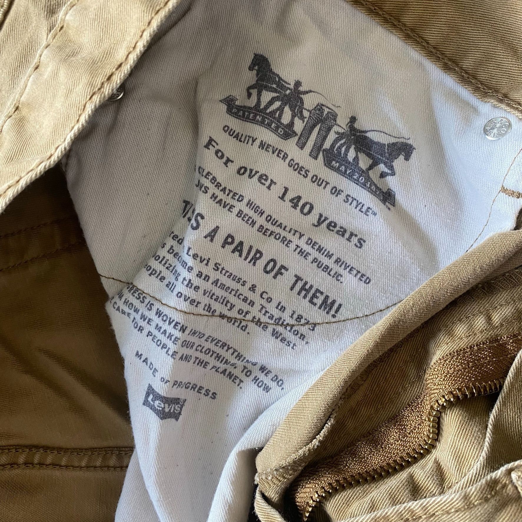 Levi's Levi 514 Chinos Slim Straight Khaki Pants 38x32 Size US 38 / EU 54 - 2 Thumbnail