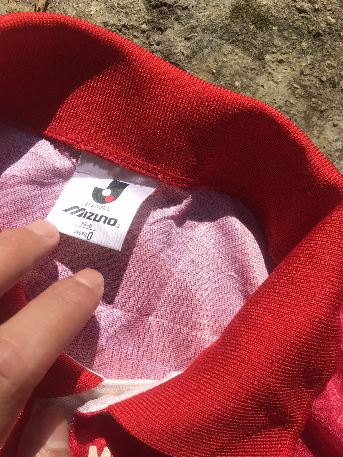 Vintage Vintage Urawa Red Diamonds Home Jersey 93/94 with Signature Size US M / EU 48-50 / 2 - 4 Thumbnail