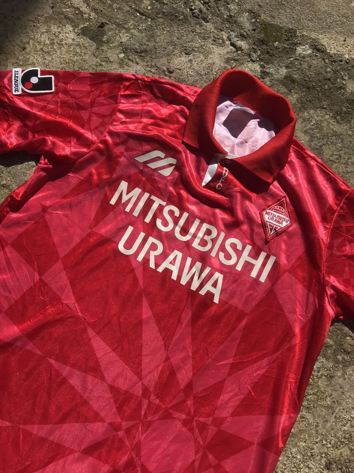 Vintage Vintage Urawa Red Diamonds Home Jersey 93/94 with Signature Size US M / EU 48-50 / 2 - 2 Thumbnail
