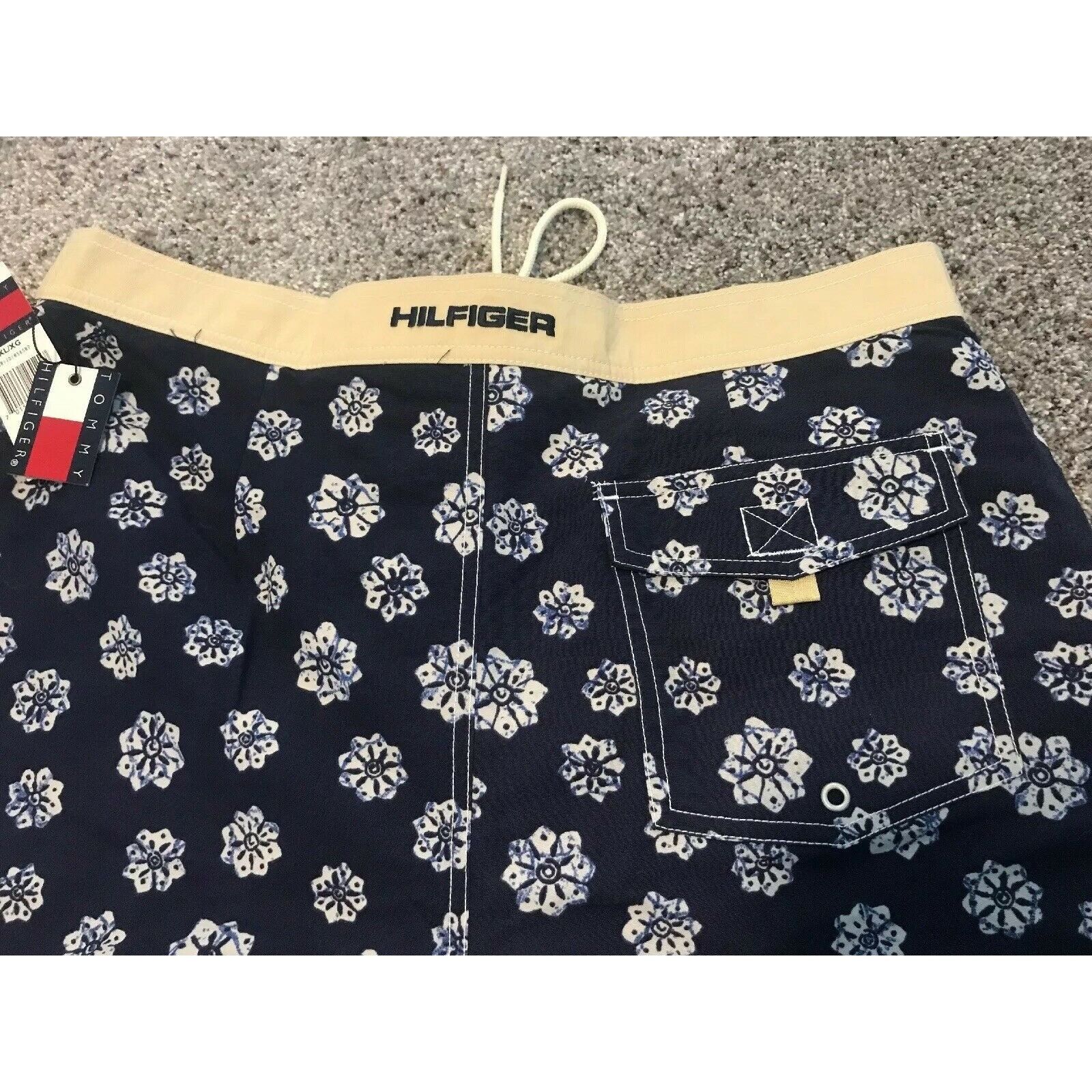 Tommy Hilfiger Vintage 90's XL Tommy Hilfiger Floral Swim Trunks NWT Size US 34 / EU 50 - 7 Thumbnail