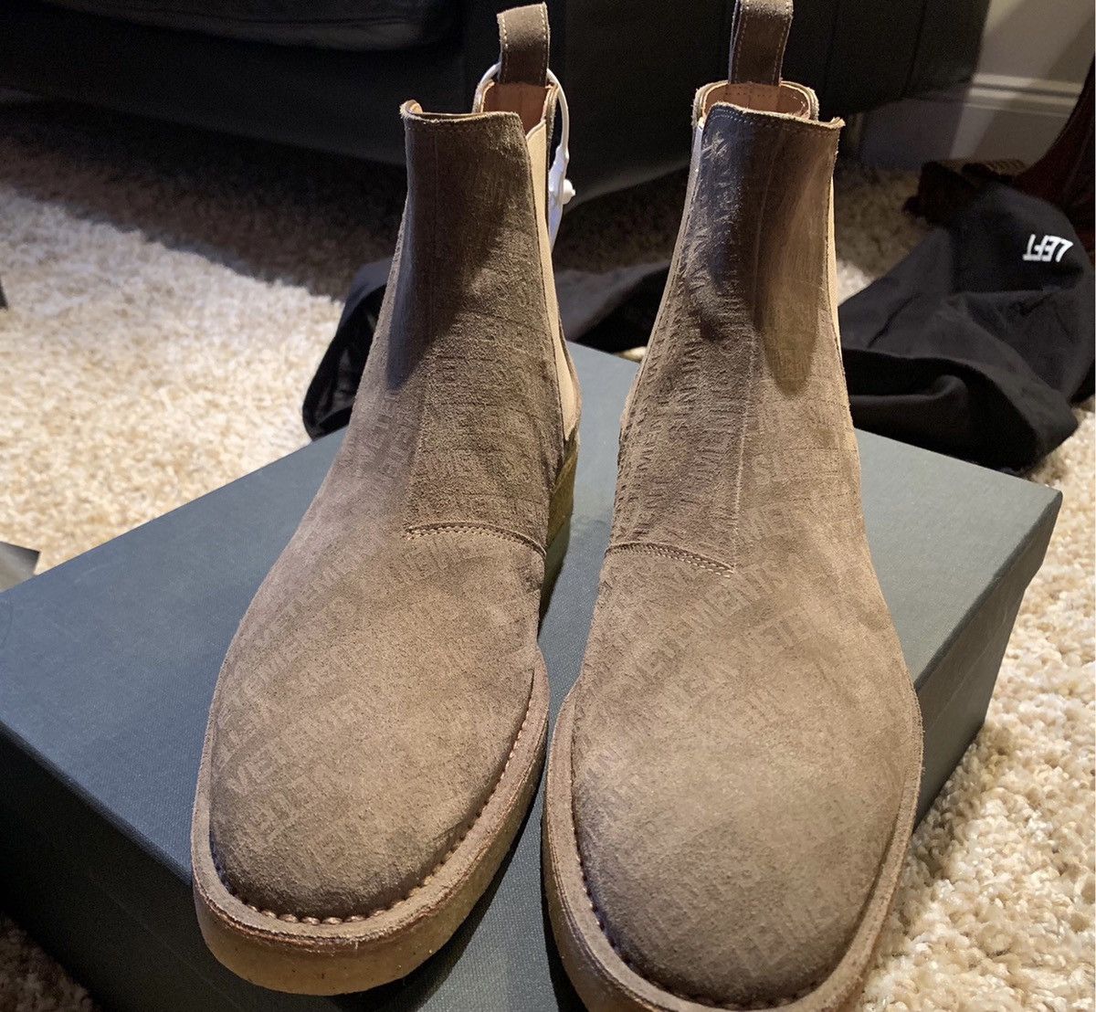 Bottega Veneta × Vetements Vetements logo all over Chelsea boots Size US 7 / EU 40 - 2 Thumbnail