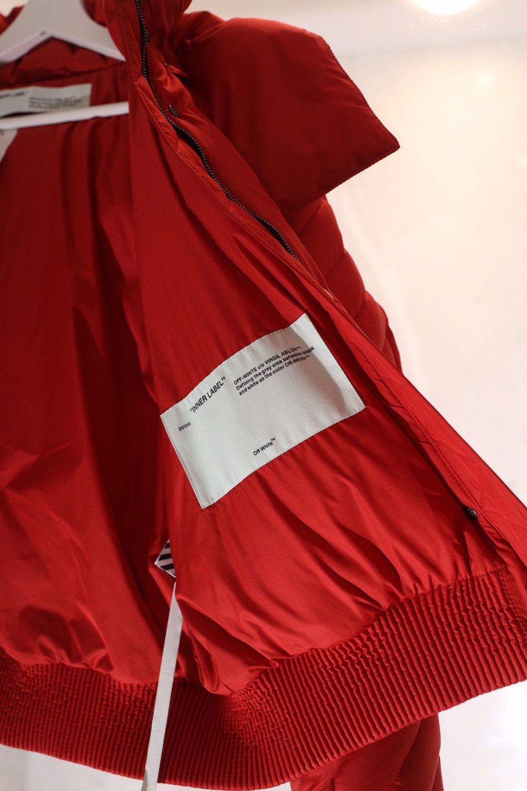Off-White Off White Red Downjacket Size US S / EU 44-46 / 1 - 12 Thumbnail