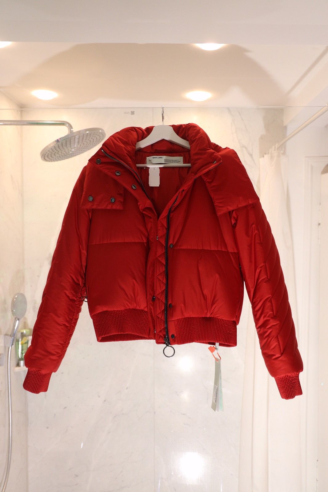 Off-White Off White Red Downjacket Size US S / EU 44-46 / 1 - 1 Thumbnail