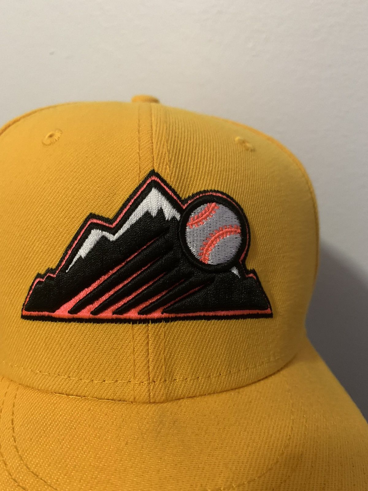 New Era exclusive fitted colorado rockies new era 59fifty 7 3 4 Size ONE SIZE - 5 Thumbnail