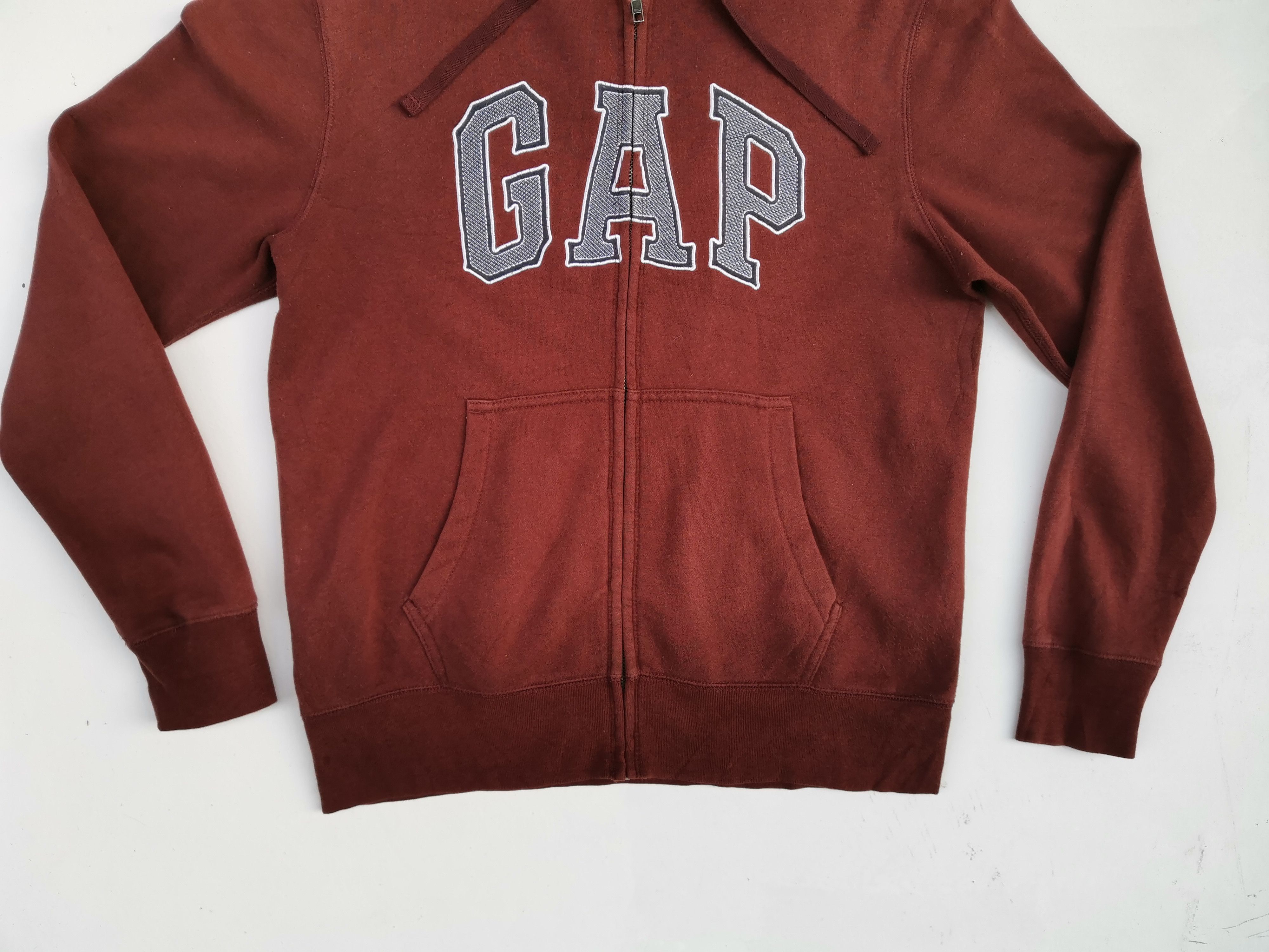 Gap Vintage Gap Spell Out Big Logo Sweatshirt Size US S / EU 44-46 / 1 - 10 Thumbnail