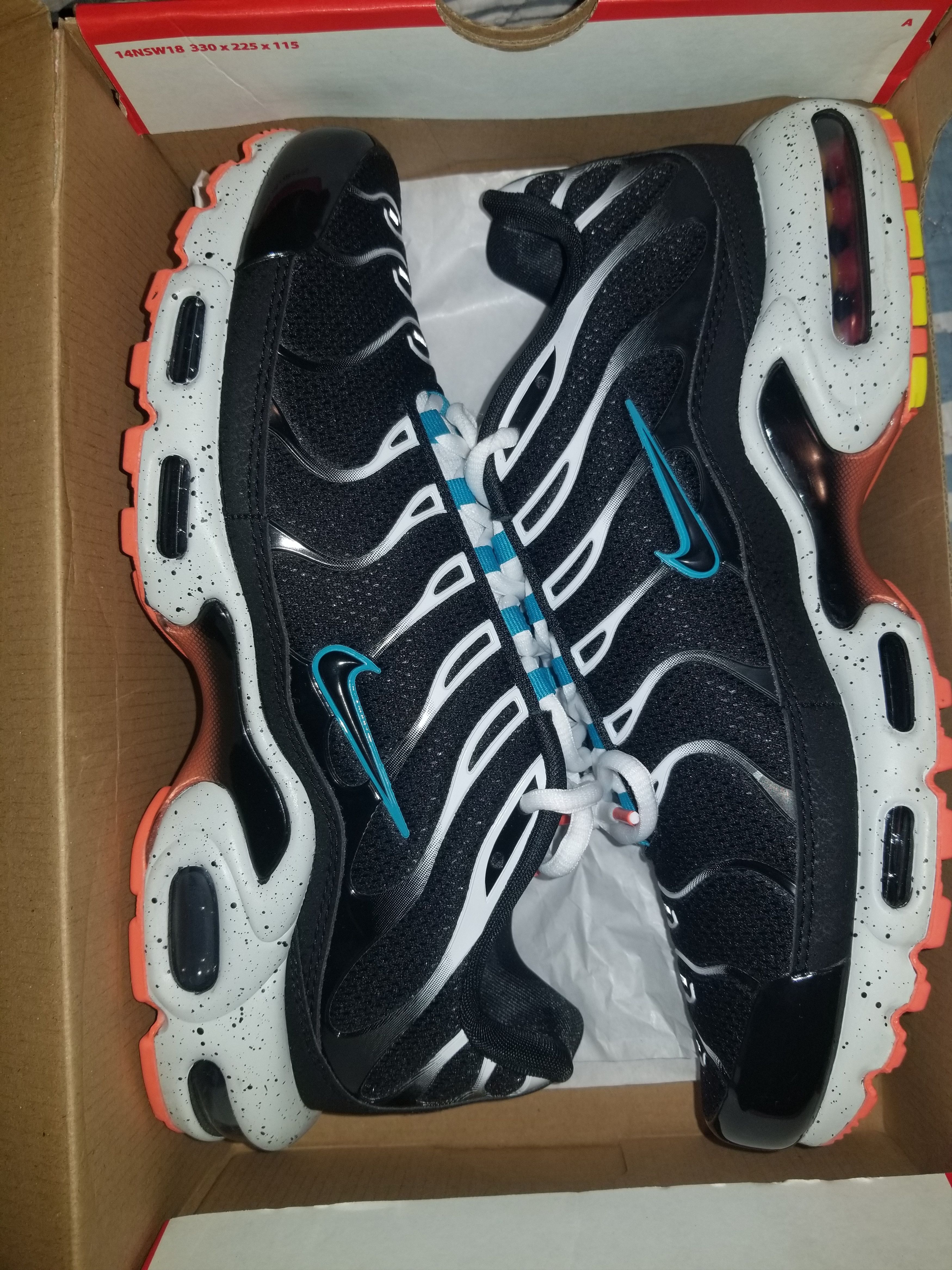 Nike Nike Air Max Plus Size 10 Size US 10 / EU 43 - 4 Thumbnail