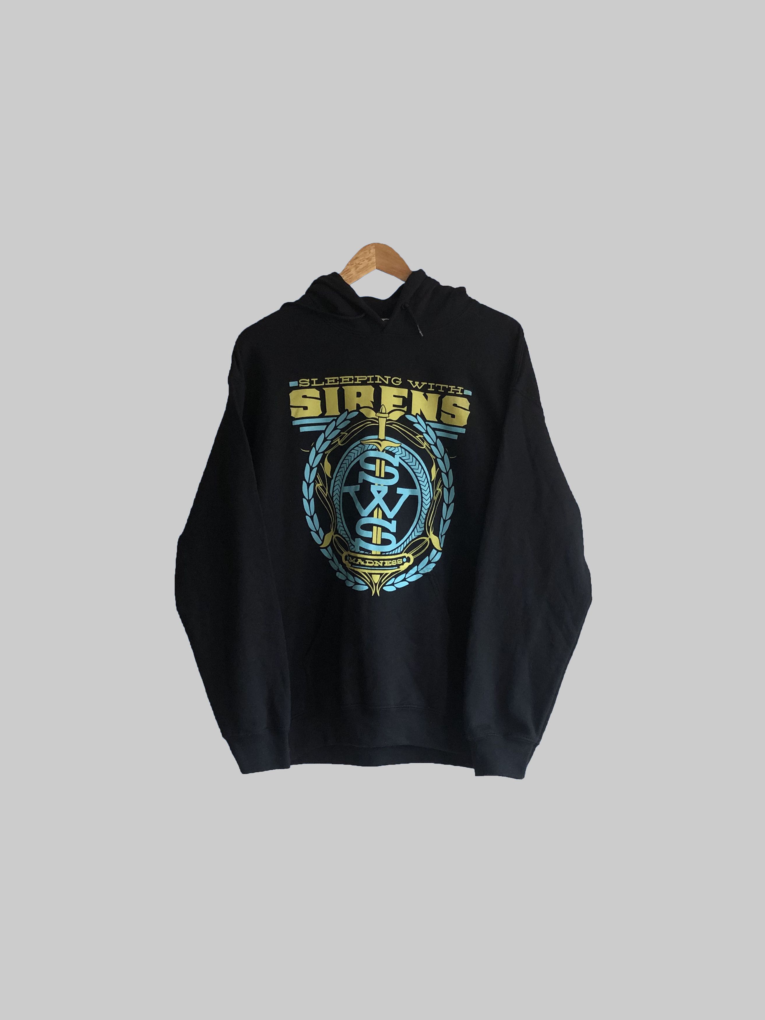 Band Tees Vintage 2016 Sleeping With Sirens hoodie Size US M / EU 48-50 / 2 - 1 Thumbnail