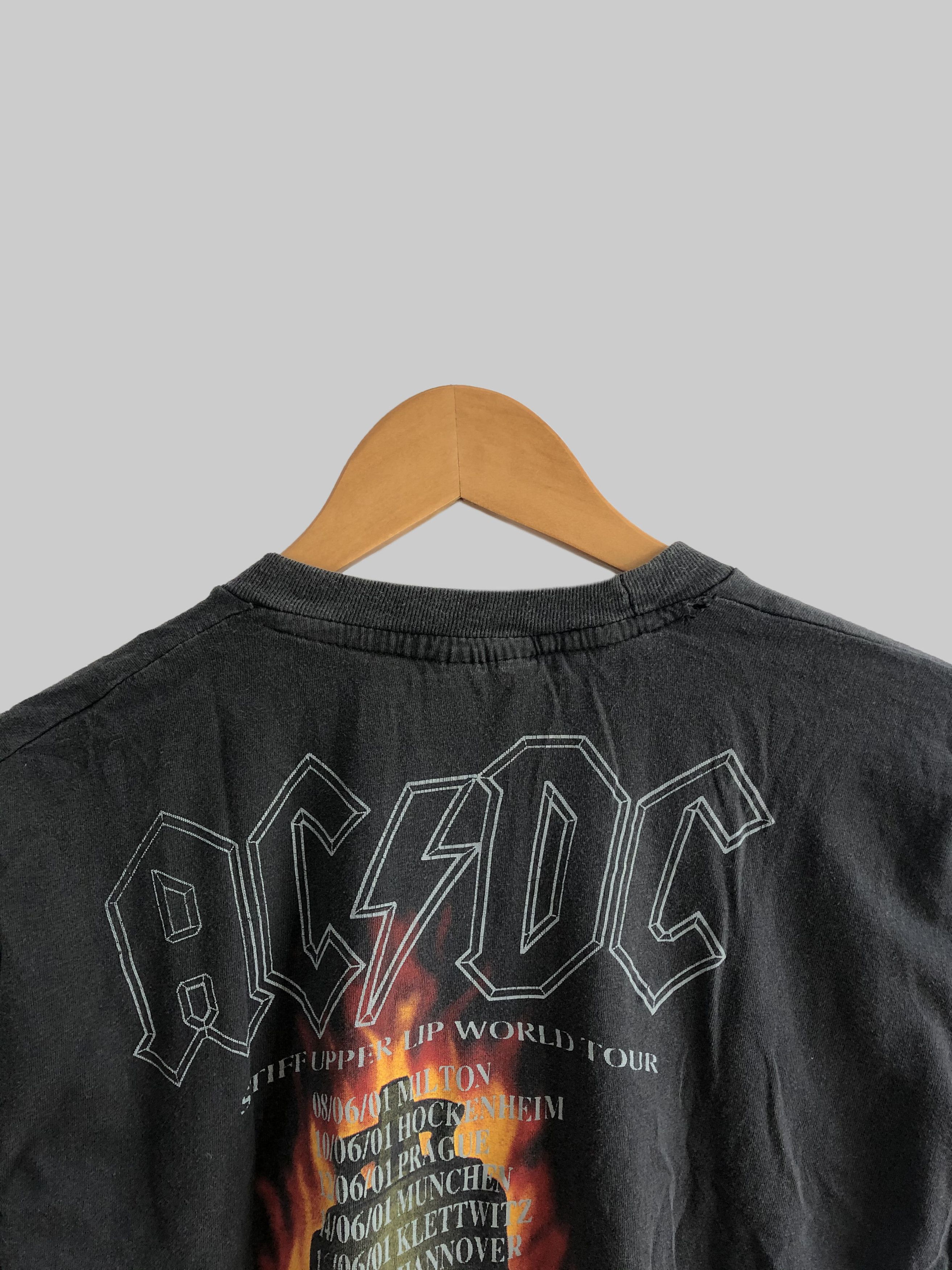 Band Tees Vintage 2001 AC/DC (Guns N' Roses Pink Floyd Iron Maiden) Size US XXS / EU 40 - 4 Thumbnail