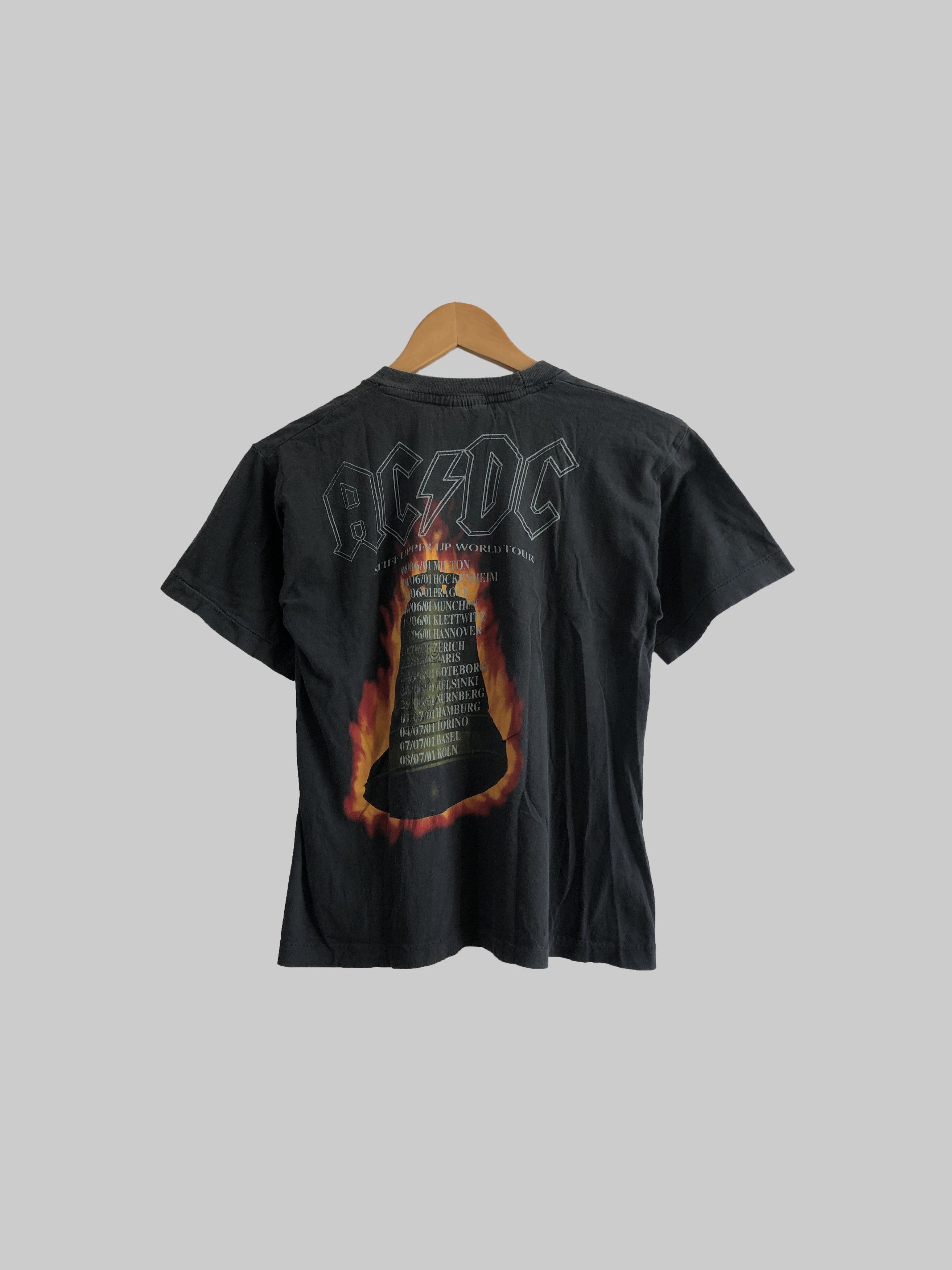 Band Tees Vintage 2001 AC/DC (Guns N' Roses Pink Floyd Iron Maiden) Size US XXS / EU 40 - 2 Thumbnail
