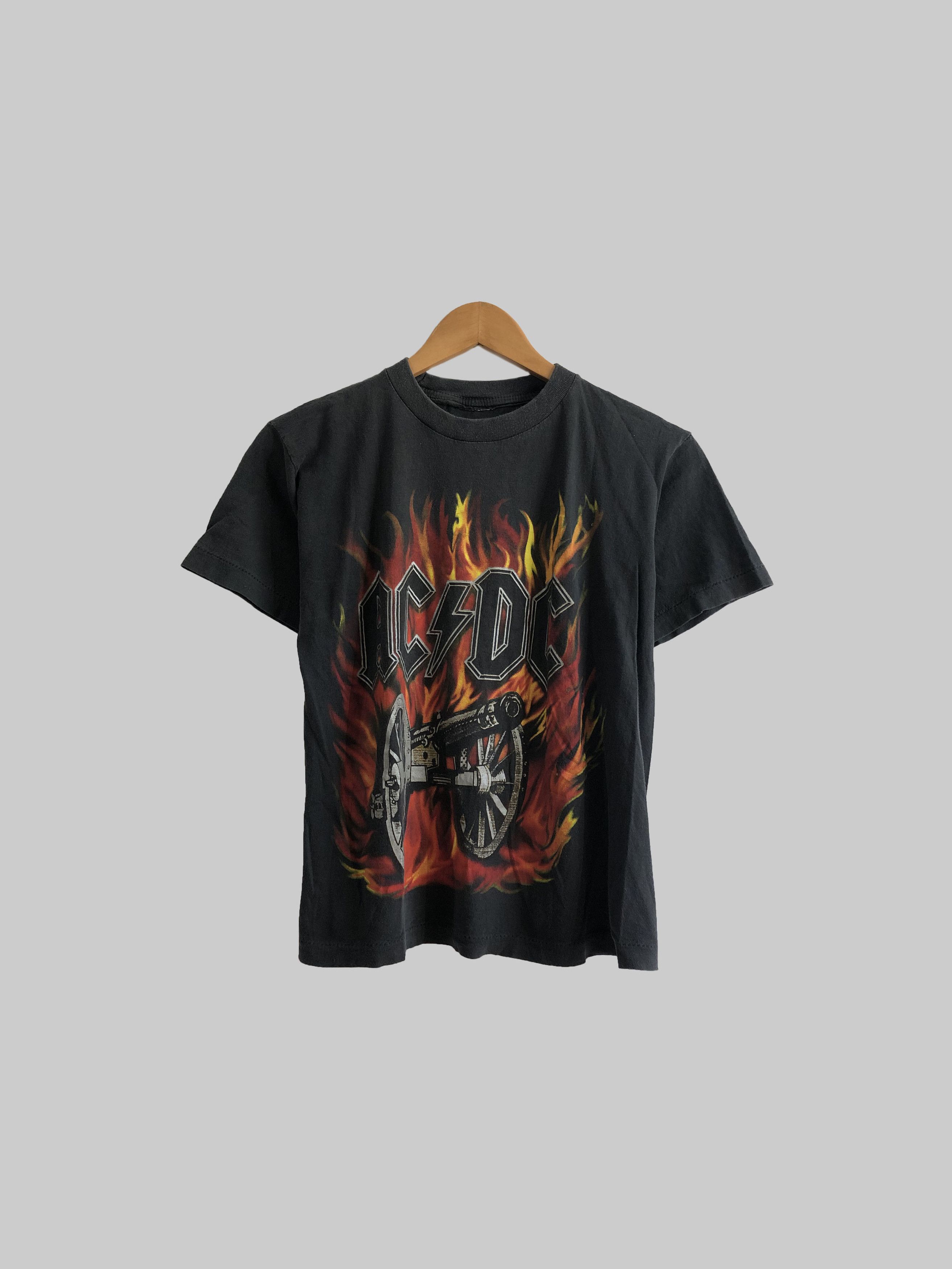 Band Tees Vintage 2001 AC/DC (Guns N' Roses Pink Floyd Iron Maiden) Size US XXS / EU 40 - 1 Thumbnail
