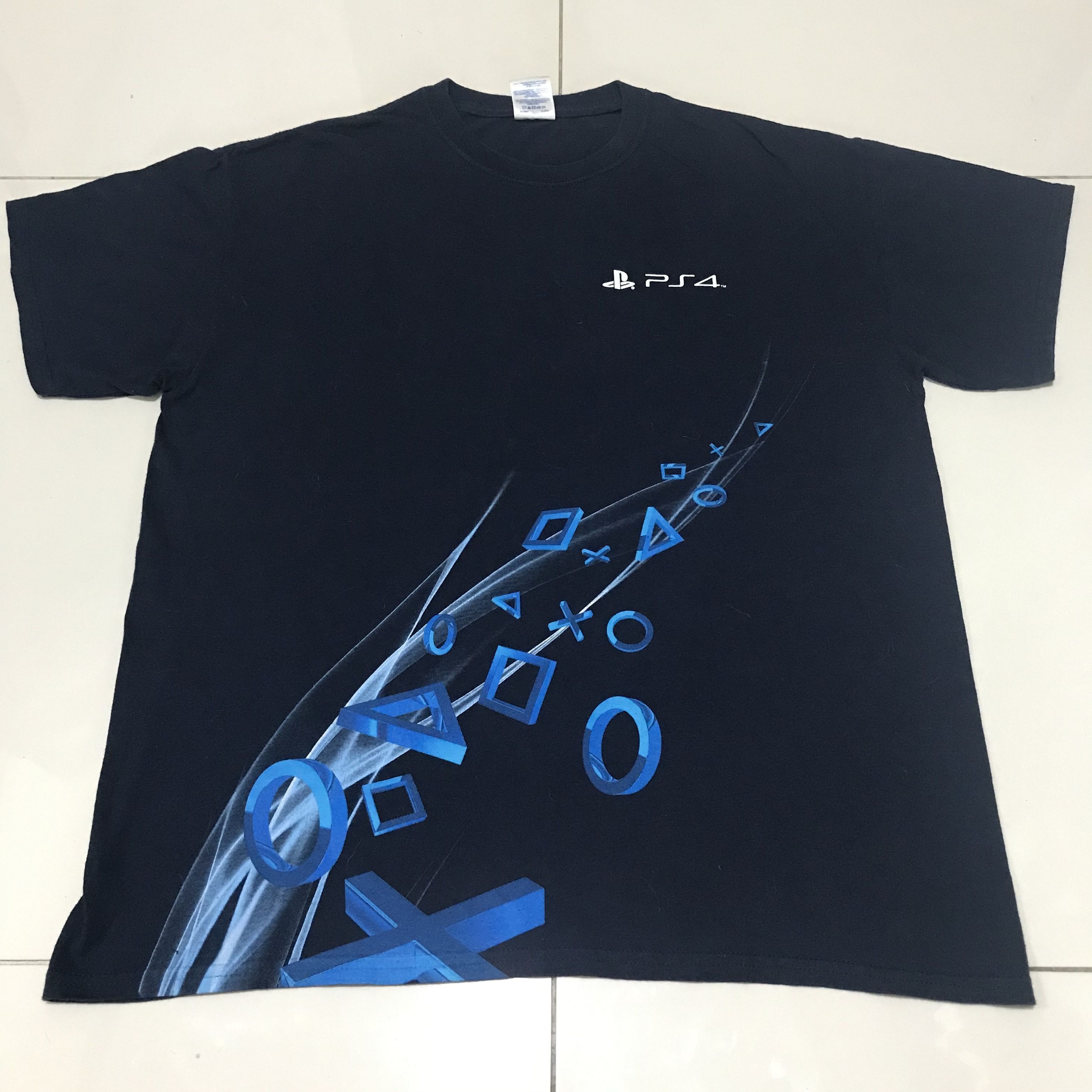 Vintage Y2K Sony PlayStation 4 PS4 Tee graphic streetwear