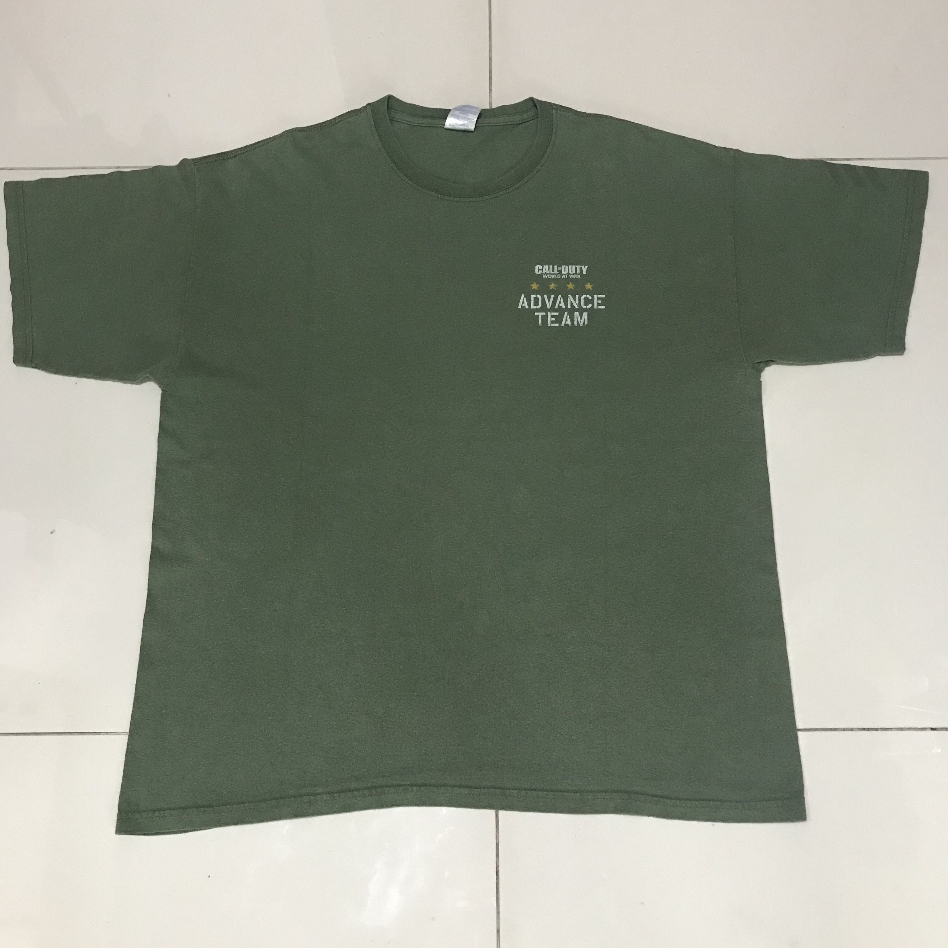 Playstation Vintage Y2K Call of Duty World At War GameStop Promo Tee Size US XL / EU 56 / 4 - 7 Thumbnail