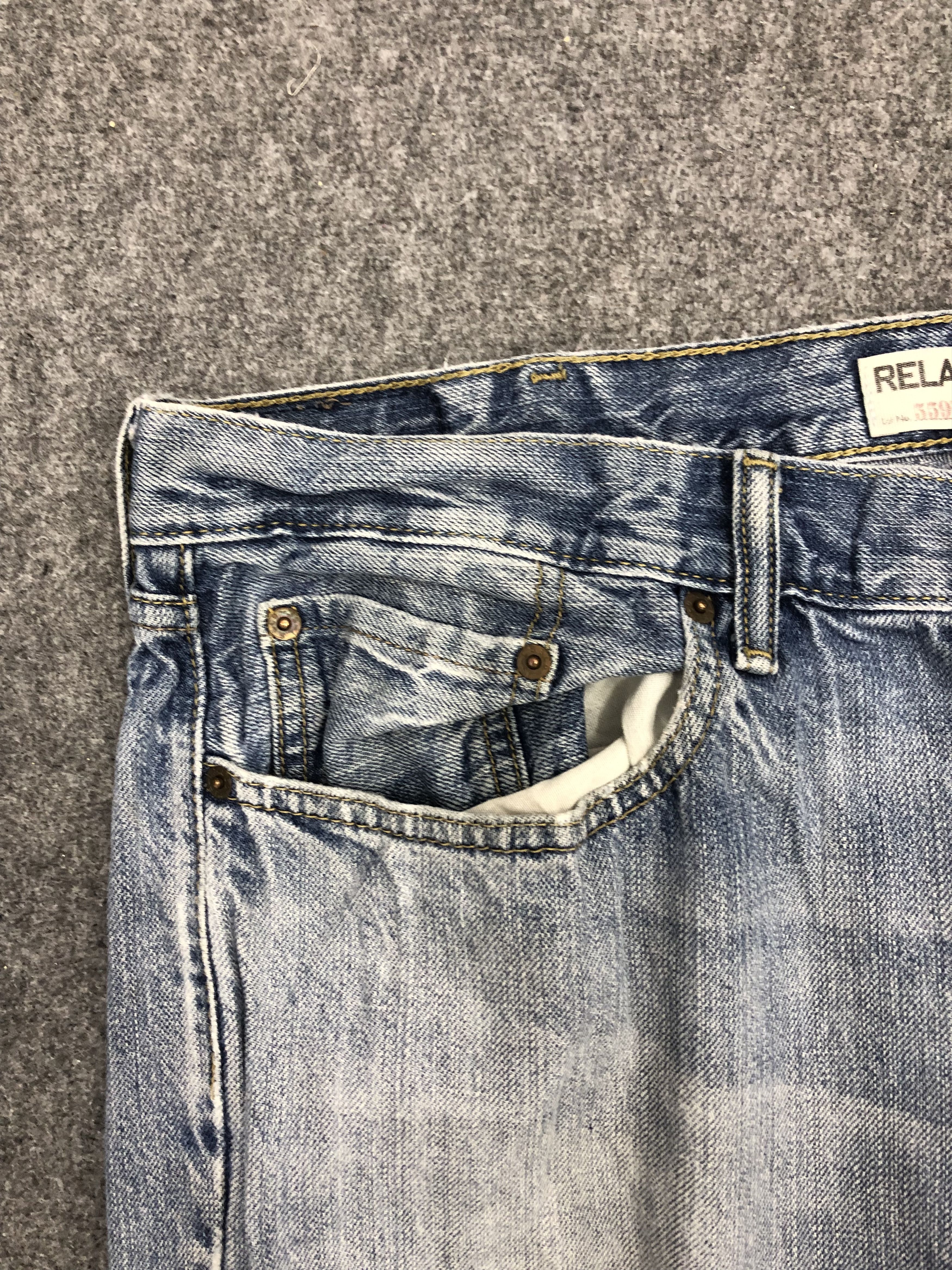 Levi's Vintage Levis 559 Denim DP1161 Size US 40 / EU 56 - 9 Thumbnail