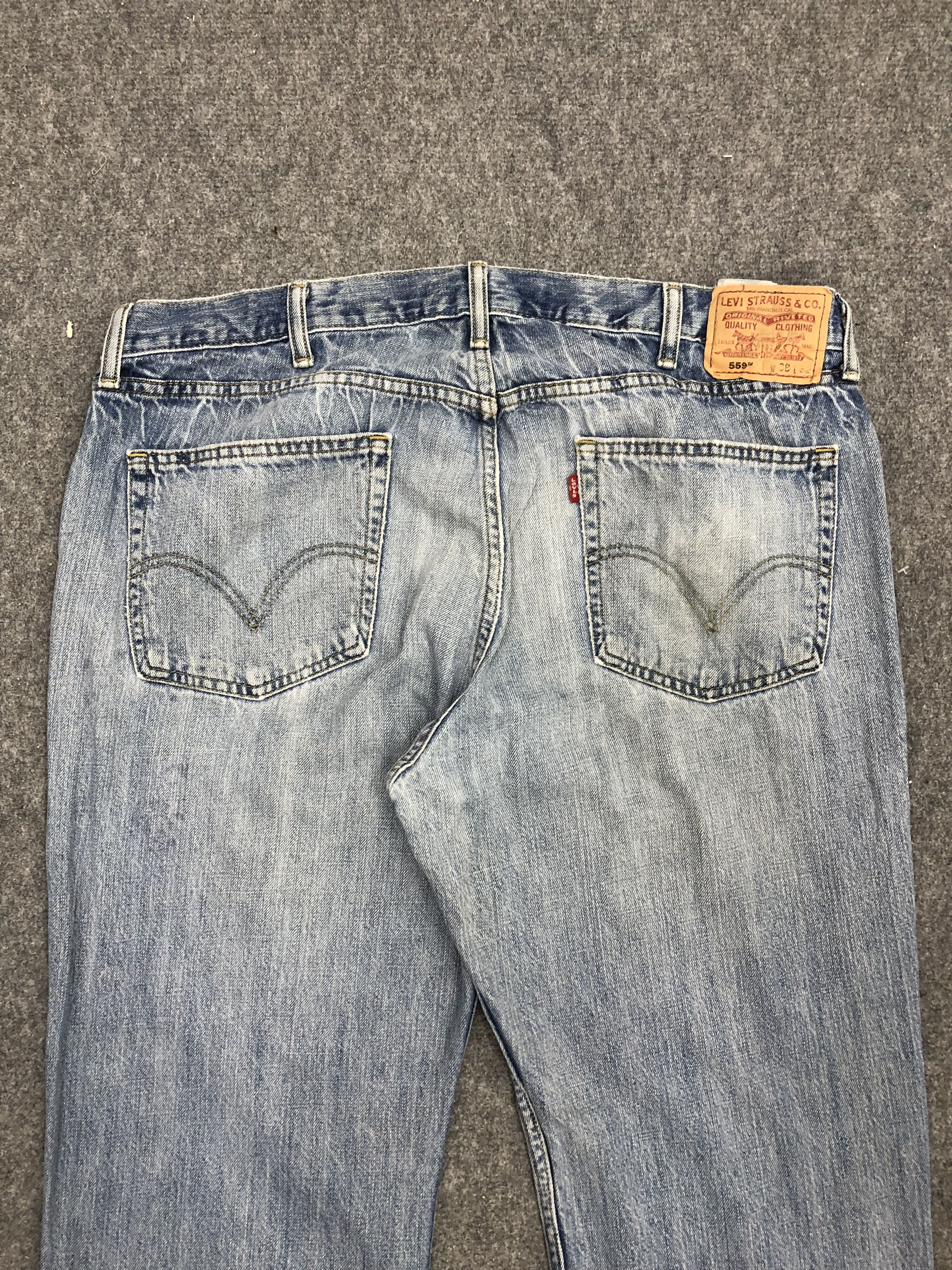 Levi's Vintage Levis 559 Denim DP1161 Size US 40 / EU 56 - 4 Thumbnail