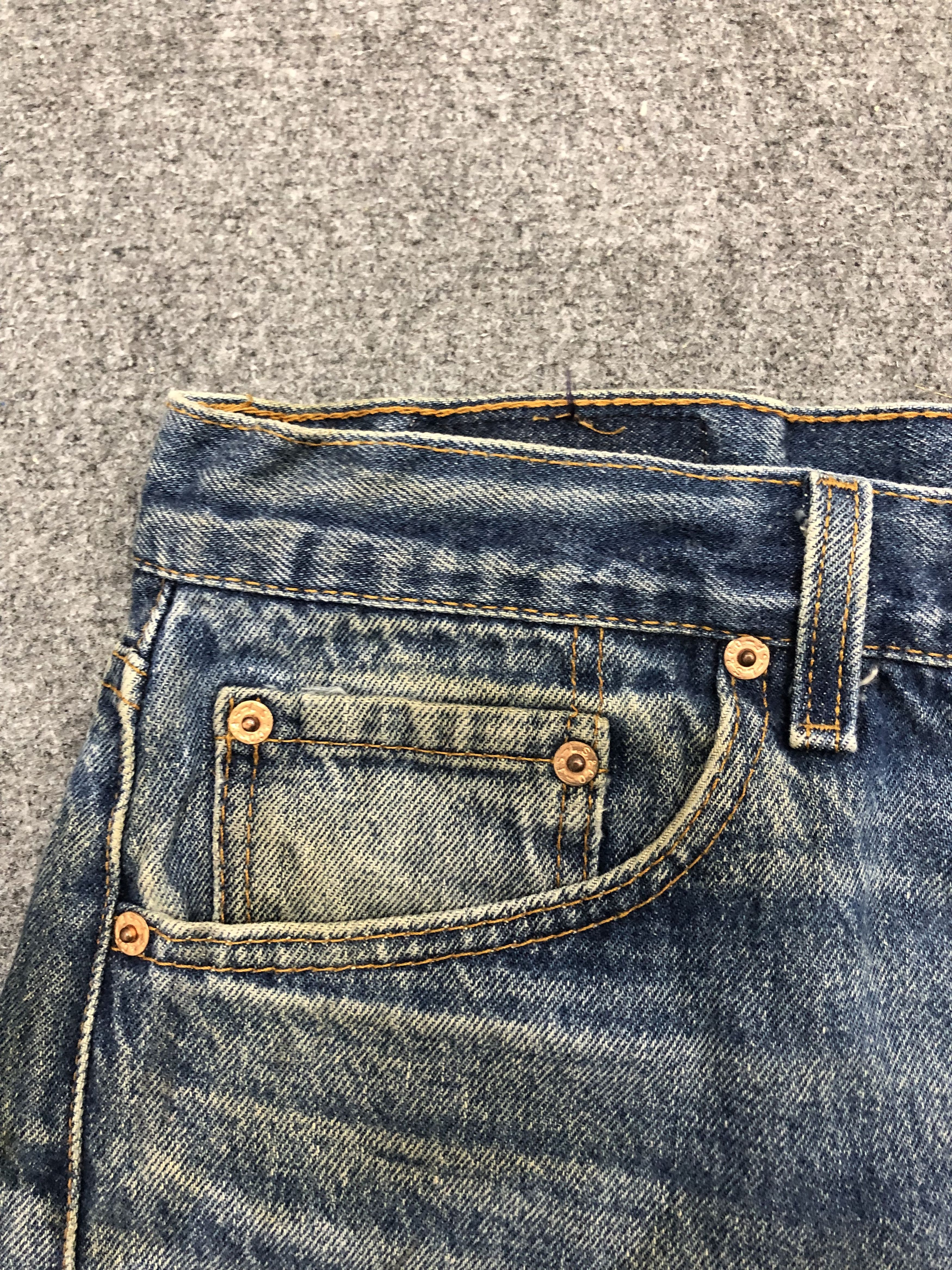 Levi's Vintage Levis 501 Jeans DP1166 Size US 32 / EU 48 - 4 Thumbnail
