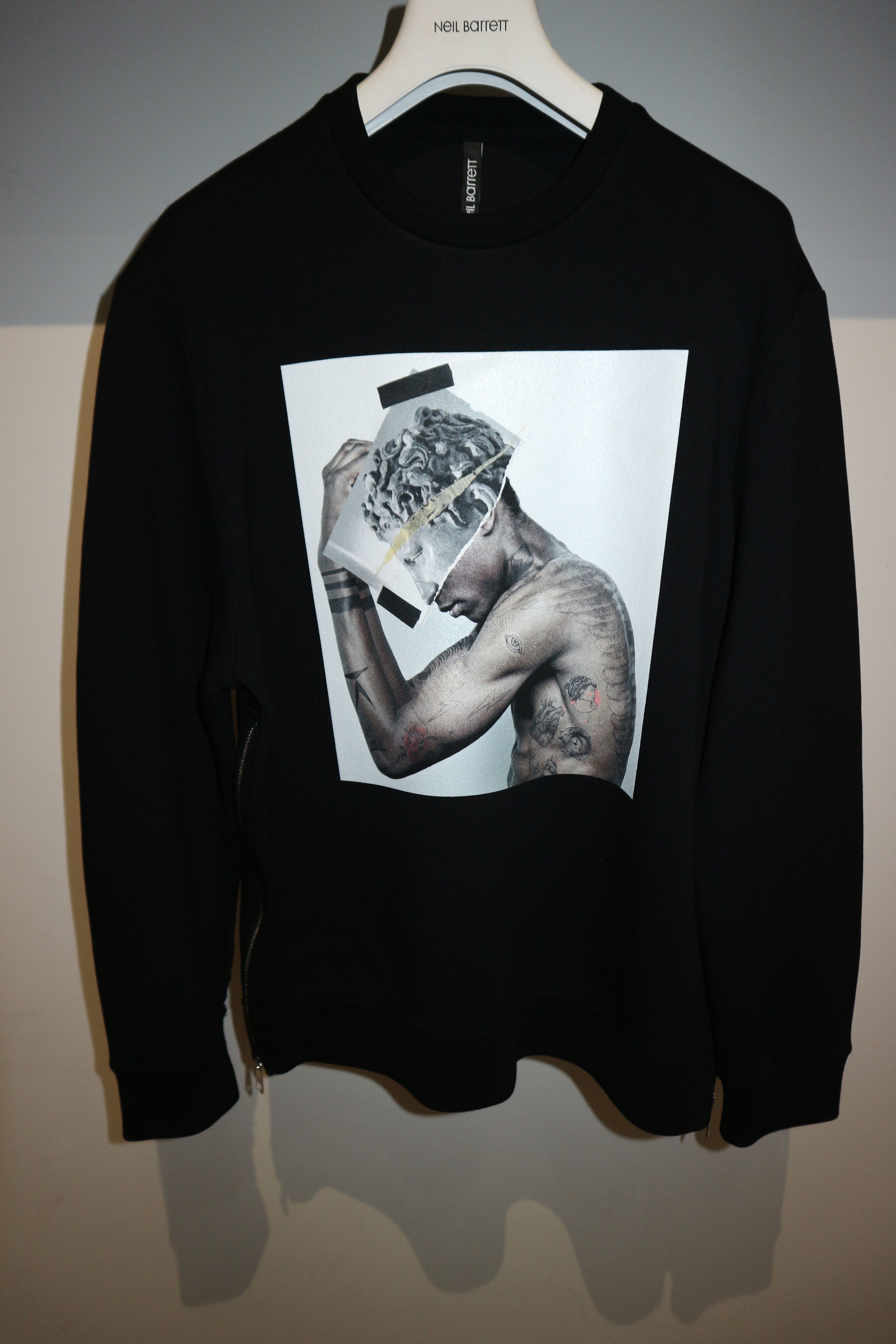 Neil Barrett Printed neoprene sweatshirt Size US M / EU 48-50 / 2 - 1 Thumbnail