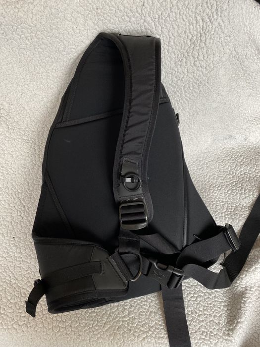 Arc'Teryx Arcteryx 11L Quiver Crossbody Bag Grailed