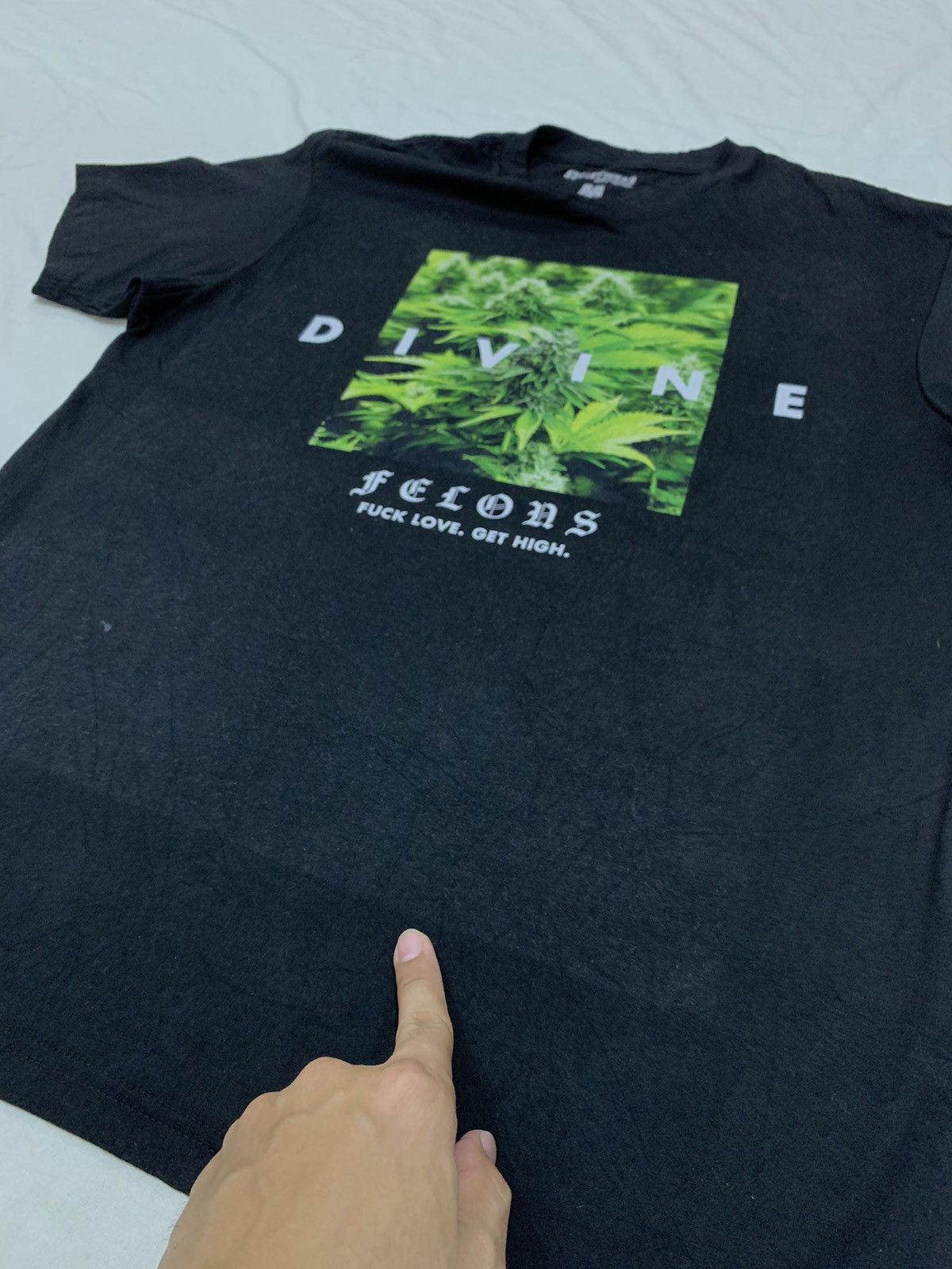 Rap Tees HEMP DIVINE FELONS FUCK LOVE GET HIGH SHIRT Size US M / EU 48-50 / 2 - 7 Thumbnail
