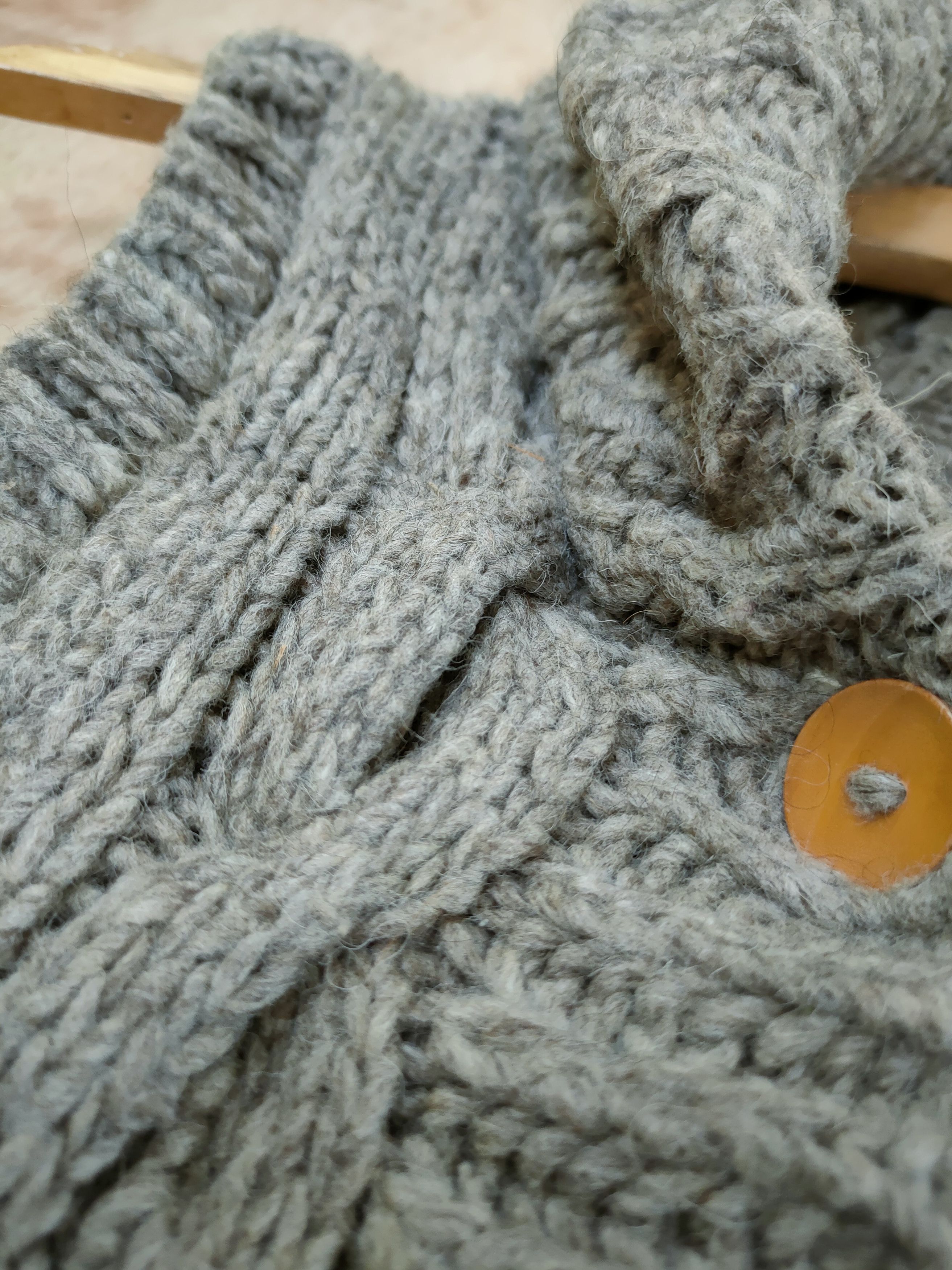 Aran Isles Knitwear × Japanese Brand × URBAN RESEARCH DOORS Urban Research vest japan cable knitwear #46-570 Size US XS / EU 42 / 0 - 4 Thumbnail