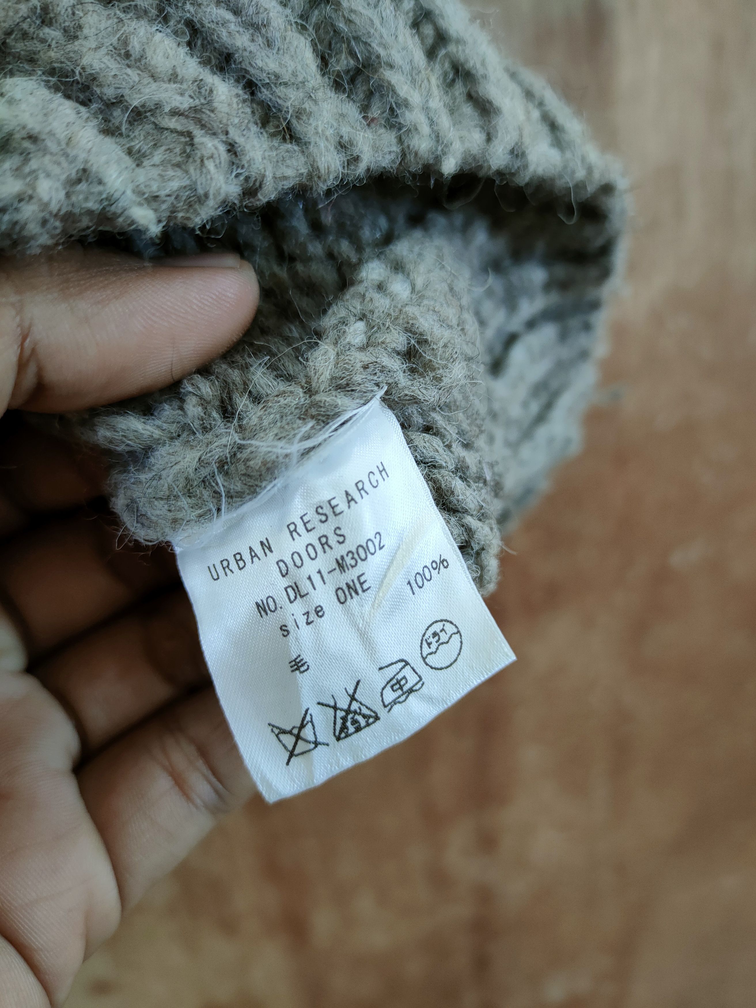 Aran Isles Knitwear × Japanese Brand × URBAN RESEARCH DOORS Urban Research vest japan cable knitwear #46-570 Size US XS / EU 42 / 0 - 6 Thumbnail