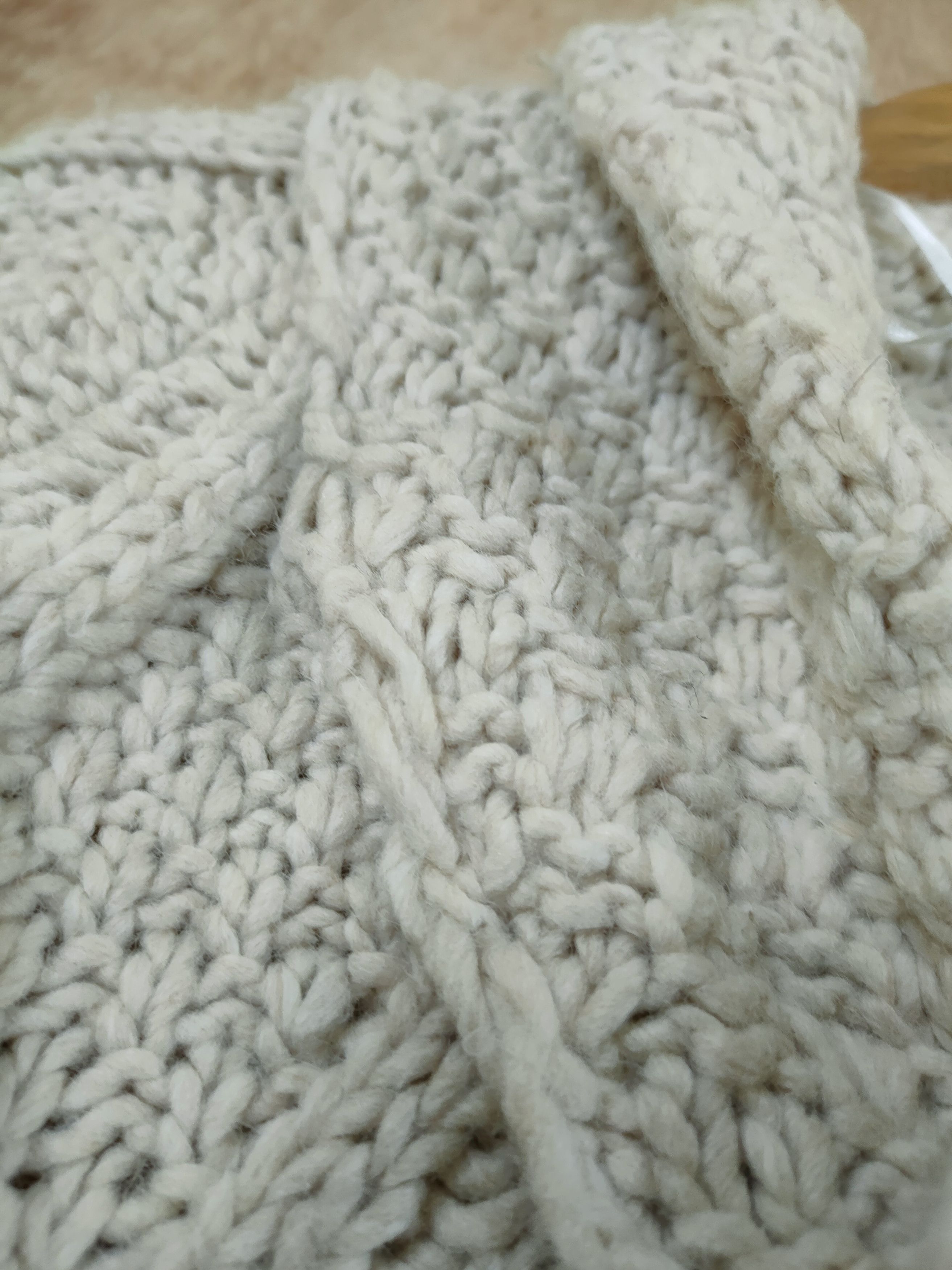 Aran Isles Knitwear DL Japan unknown aran isle knitwear cable knit wool #46-578 Size US M / EU 48-50 / 2 - 3 Thumbnail