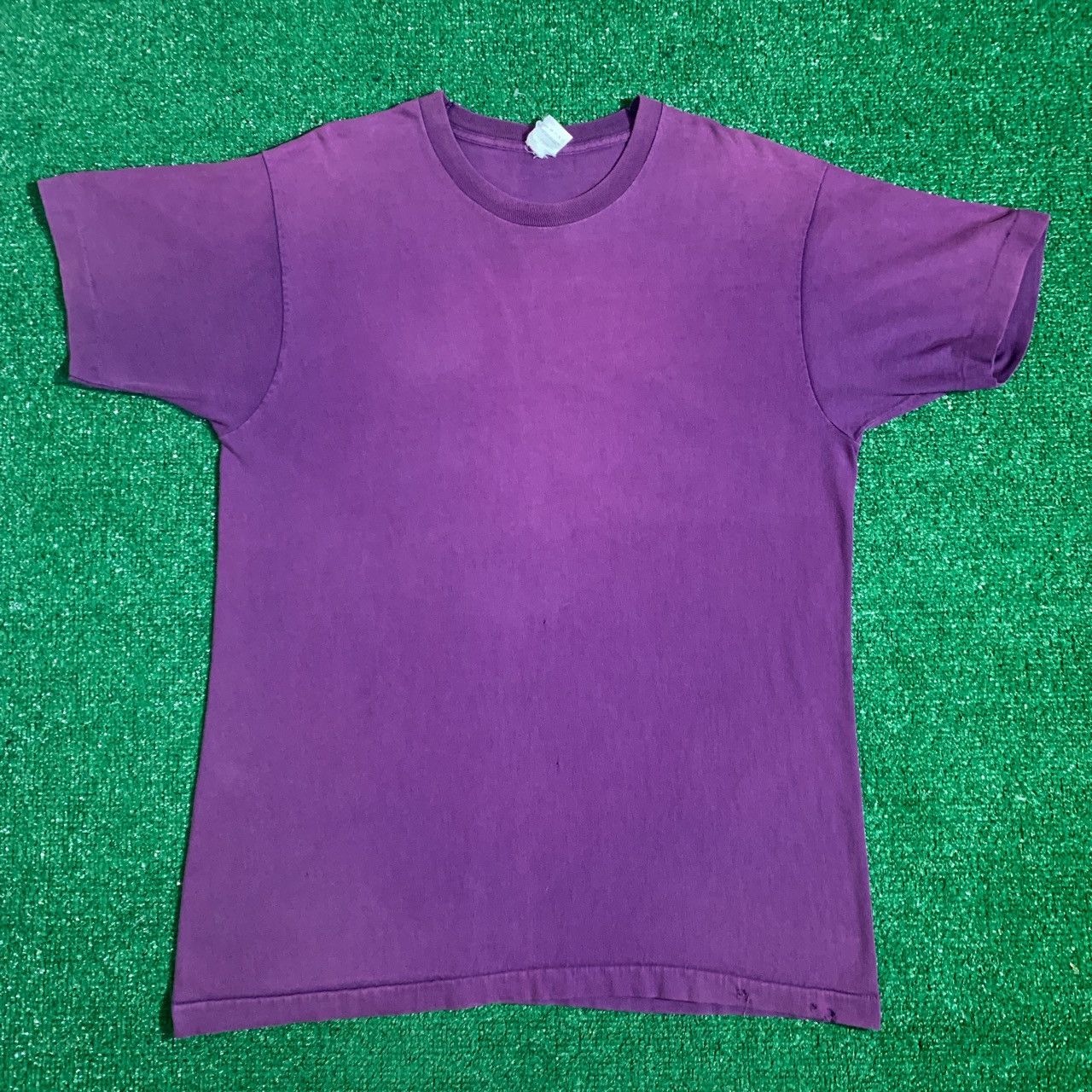 Vintage Vintage 90s Fruit of the Loom Purple Blank T-shirt | Grailed