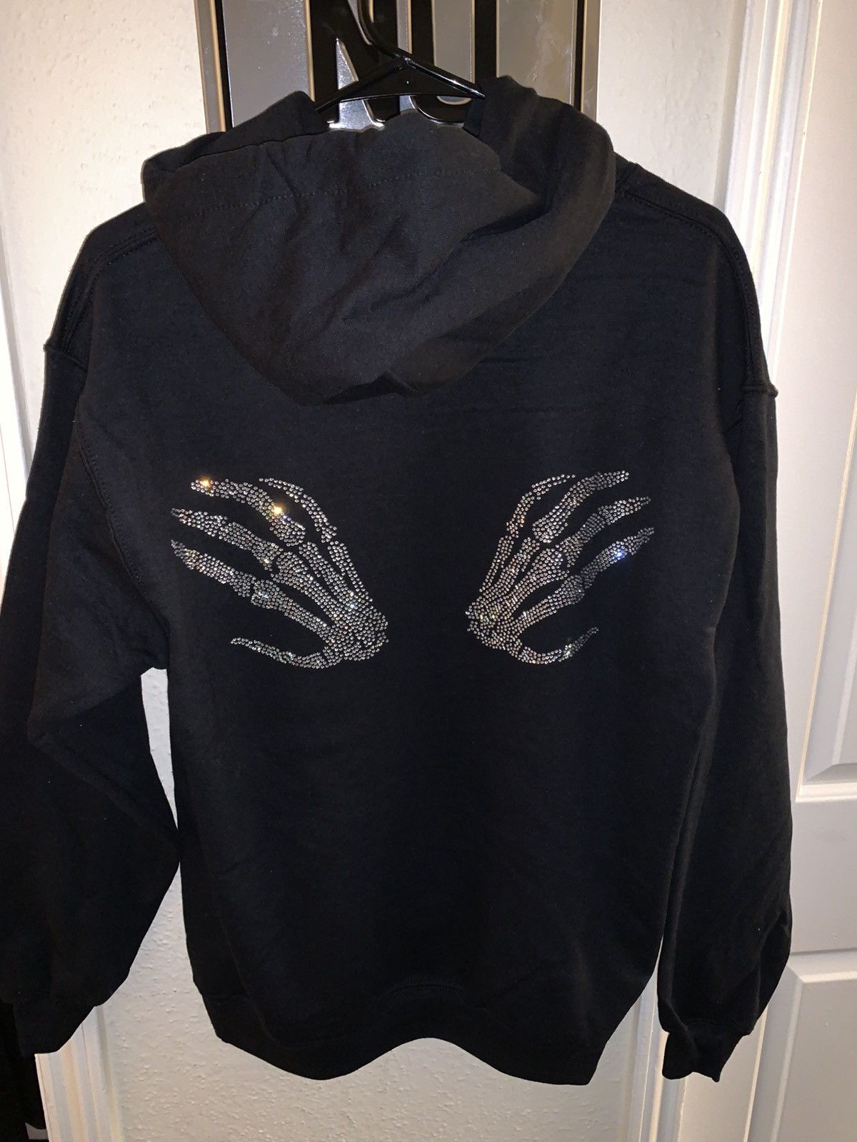 Vintage Rhinestones Skeleton Hands and Cross Hoodie Size US M / EU 48-50 / 2 - 6 Thumbnail