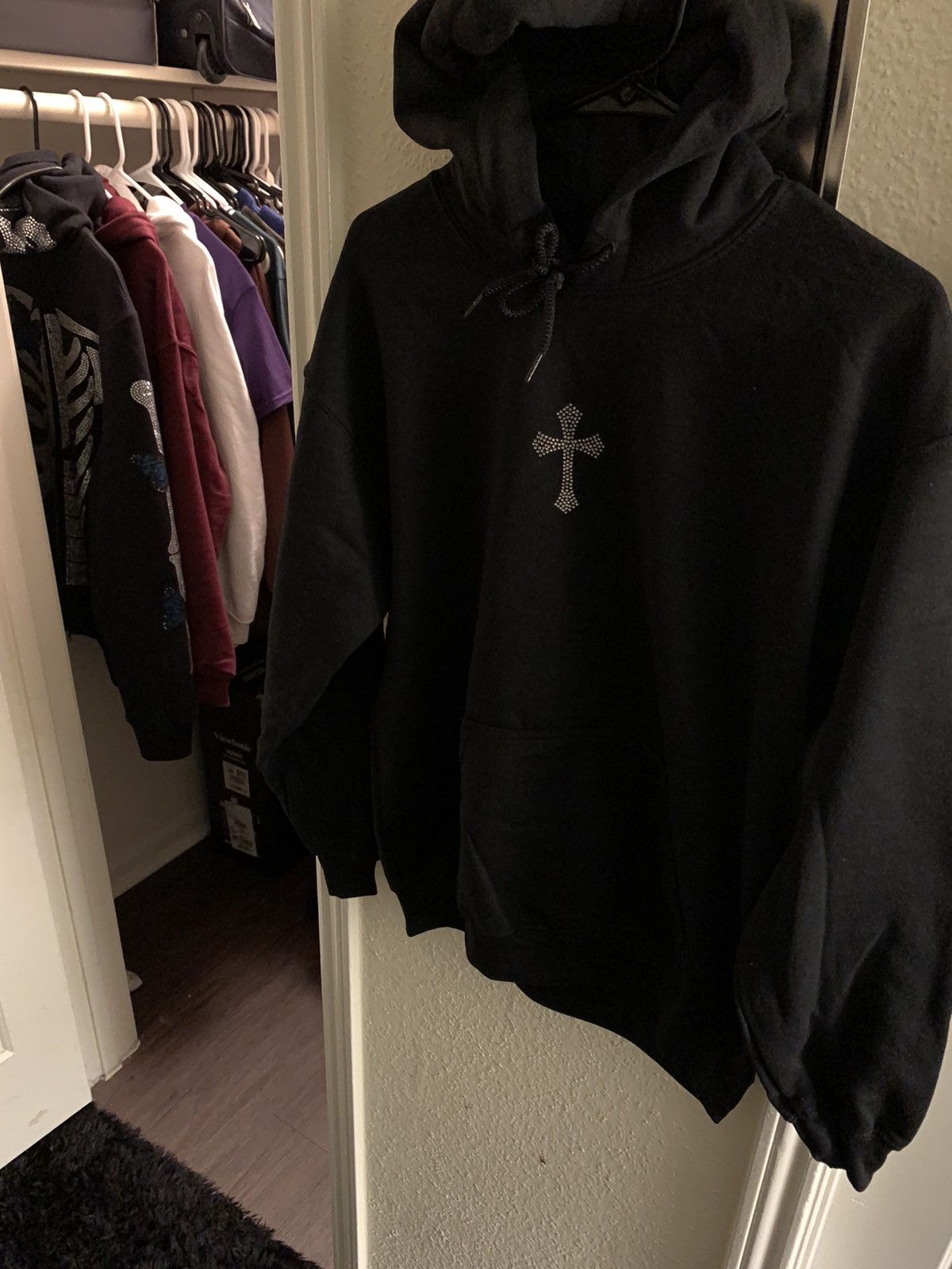 Vintage Rhinestones Skeleton Hands and Cross Hoodie Size US M / EU 48-50 / 2 - 5 Thumbnail