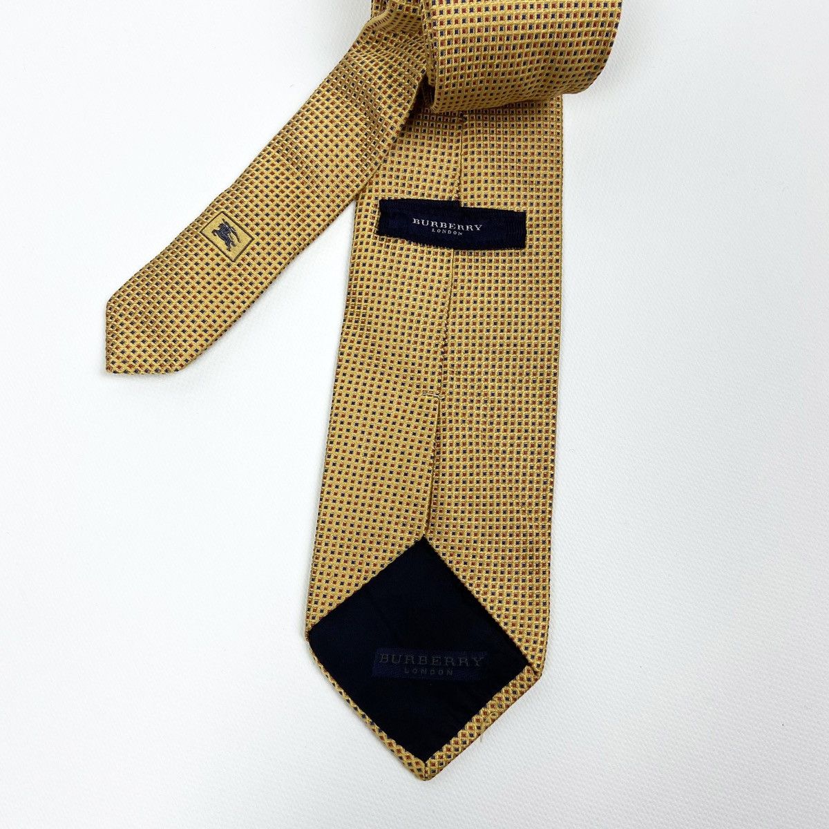 Burberry Vintage Burberry Gold Plaid tie rare Size ONE SIZE - 2 Thumbnail