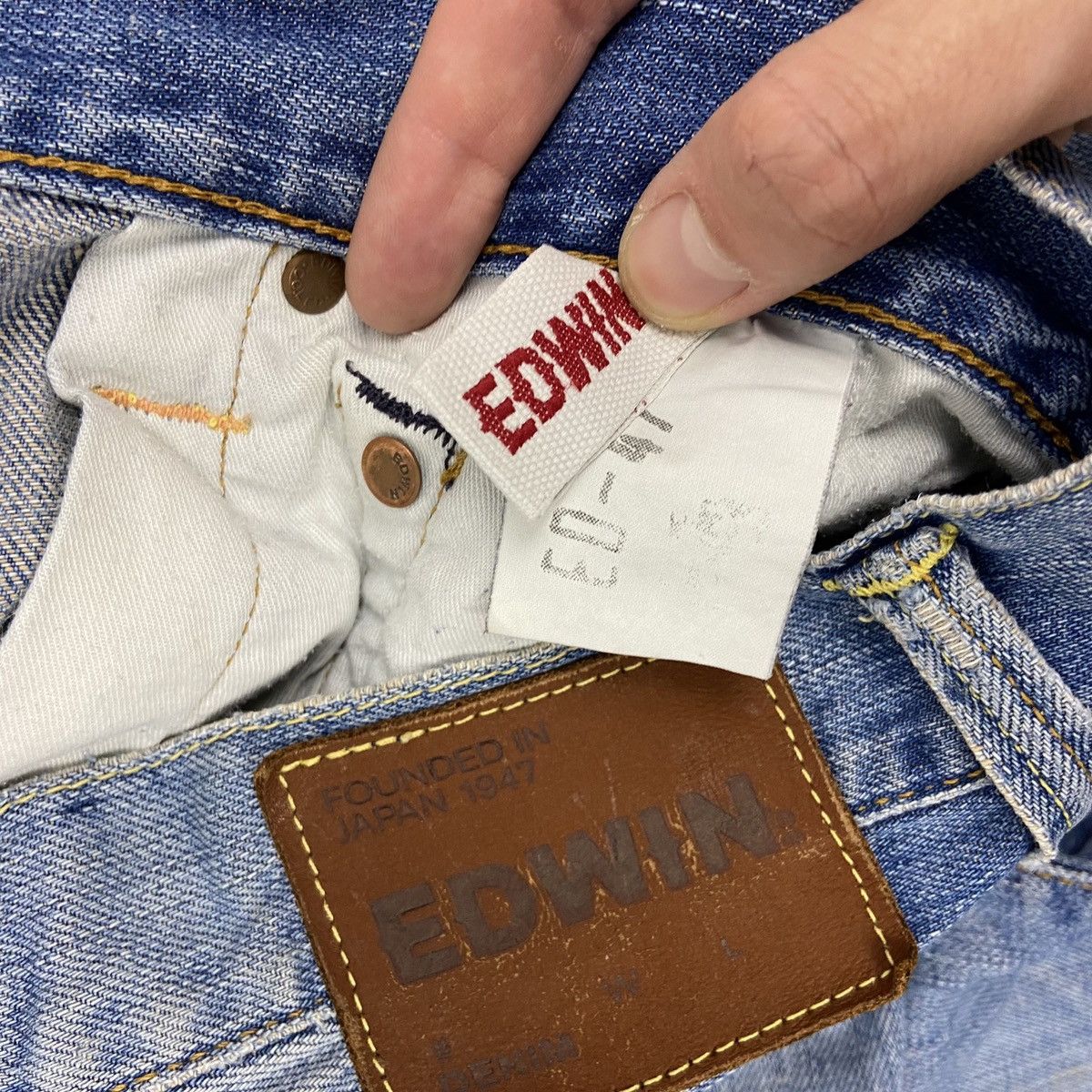 Edwin Vintage 90’s Edwin Distressed selvedge denim jeans size 32 Size US 32 / EU 48 - 8 Thumbnail