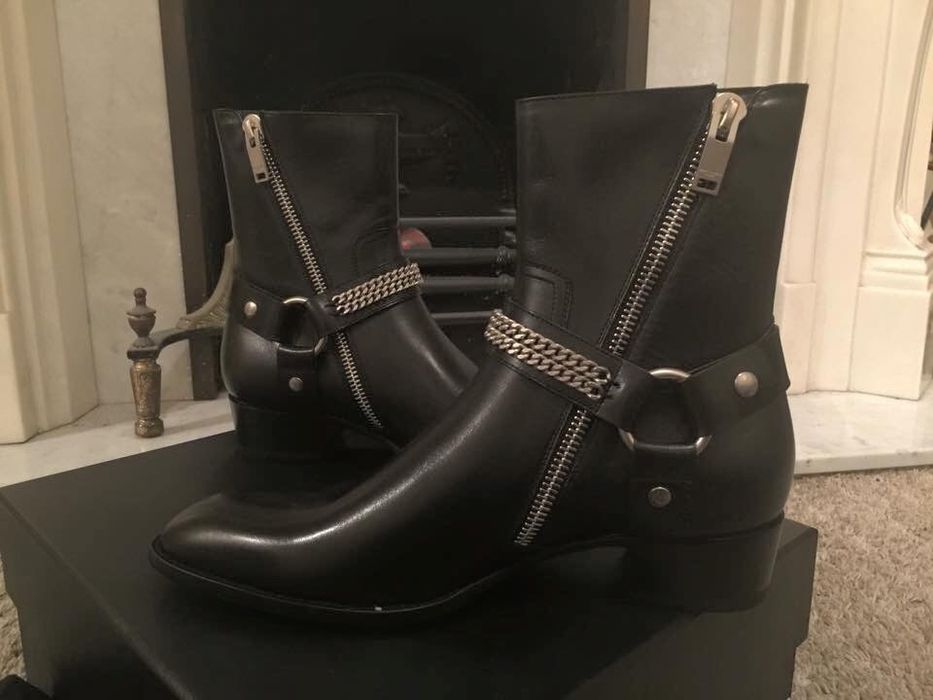 Saint Laurent Paris Saint Laurent Chain Wyatt Boot | Grailed