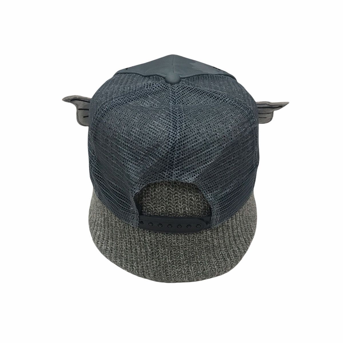 Designer Silver Eye Cartoon Fish Trucker Hats Caps Size ONE SIZE - 5 Thumbnail