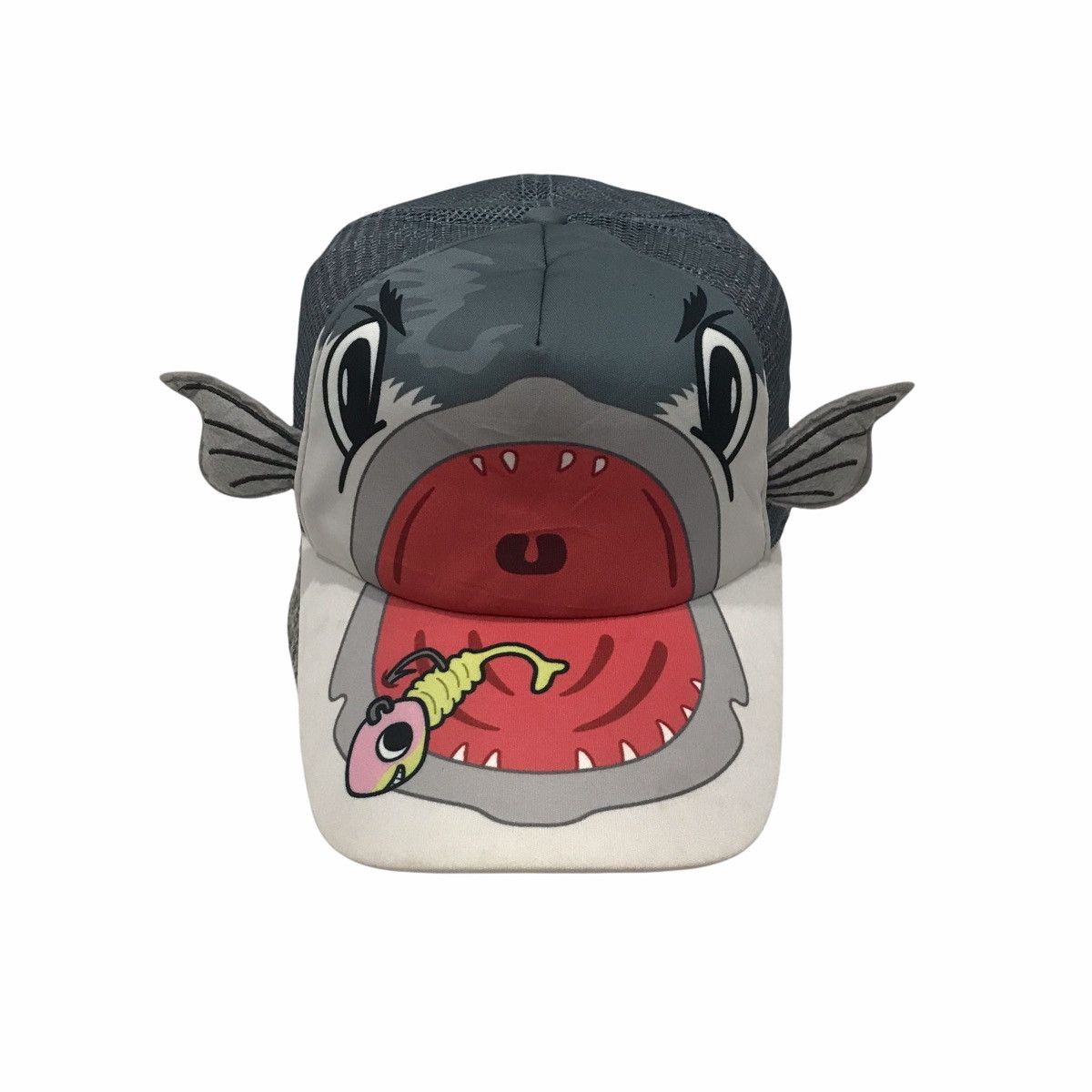 Designer Silver Eye Cartoon Fish Trucker Hats Caps Size ONE SIZE - 1 Thumbnail