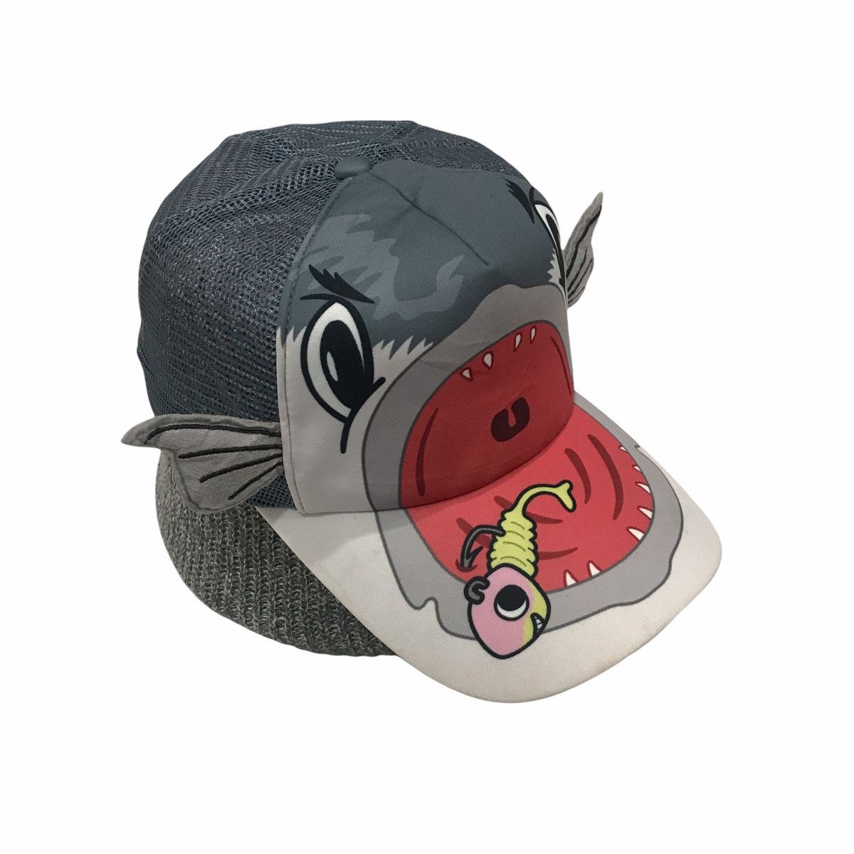 Designer Silver Eye Cartoon Fish Trucker Hats Caps Size ONE SIZE - 4 Thumbnail